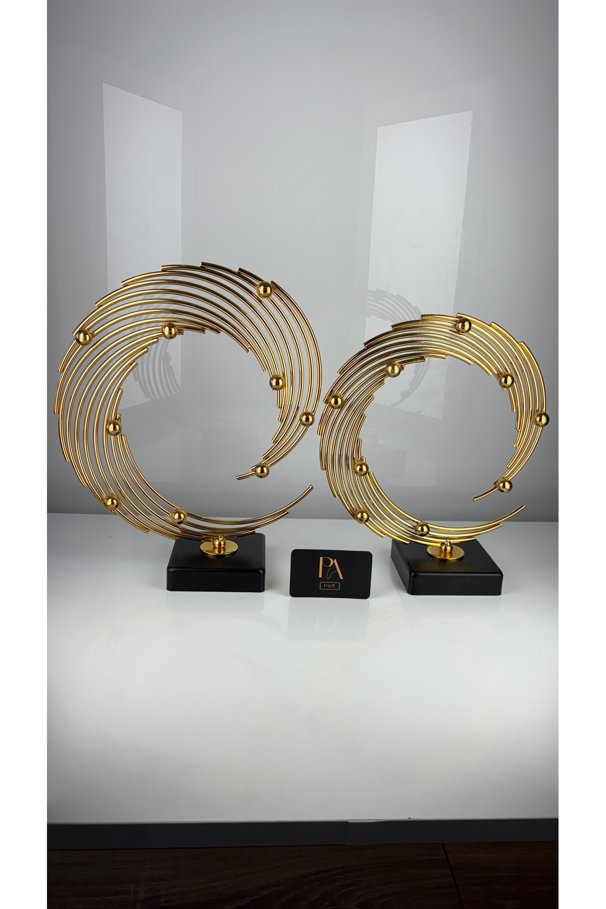 Gold 2-Piece Metal Decorative Object Trinket Ornament Hall Accessory Tv Coffee Table Table Console Office Hall Decor