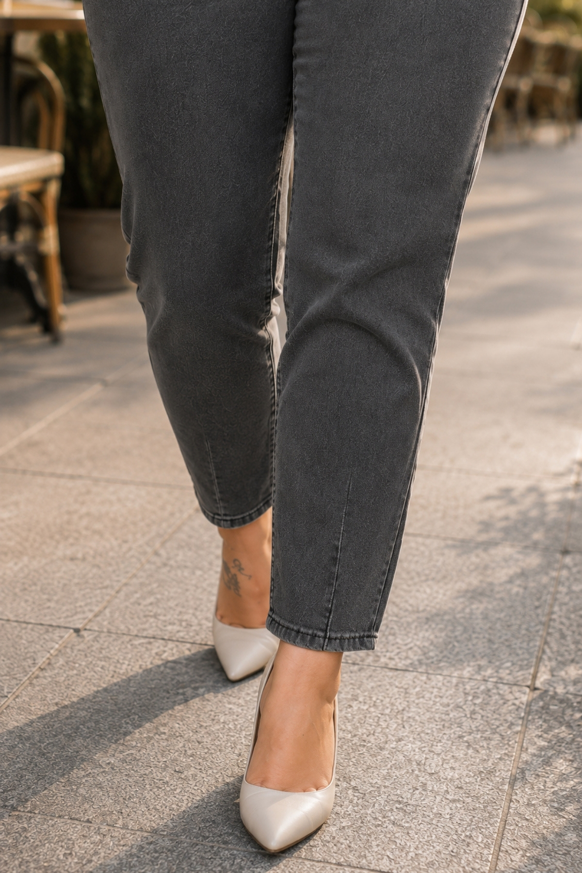 CEDY DENIM Mom Fit Jean Büyük Beden Yüksek Bel Carrot Kesim Dar Paça Pileli Esnek Kot Pantolon C600-açık-gri görsel 4