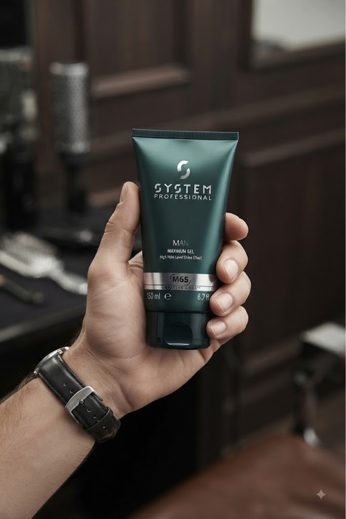 Wella System Professional Man M65 Maximum Gel Saça Doku ve Parlaklık Veren Sert Jöle 150ml/GEM521442 — WELLA-865885-//gVV-D5D3D6 — تصویر 3 از 4