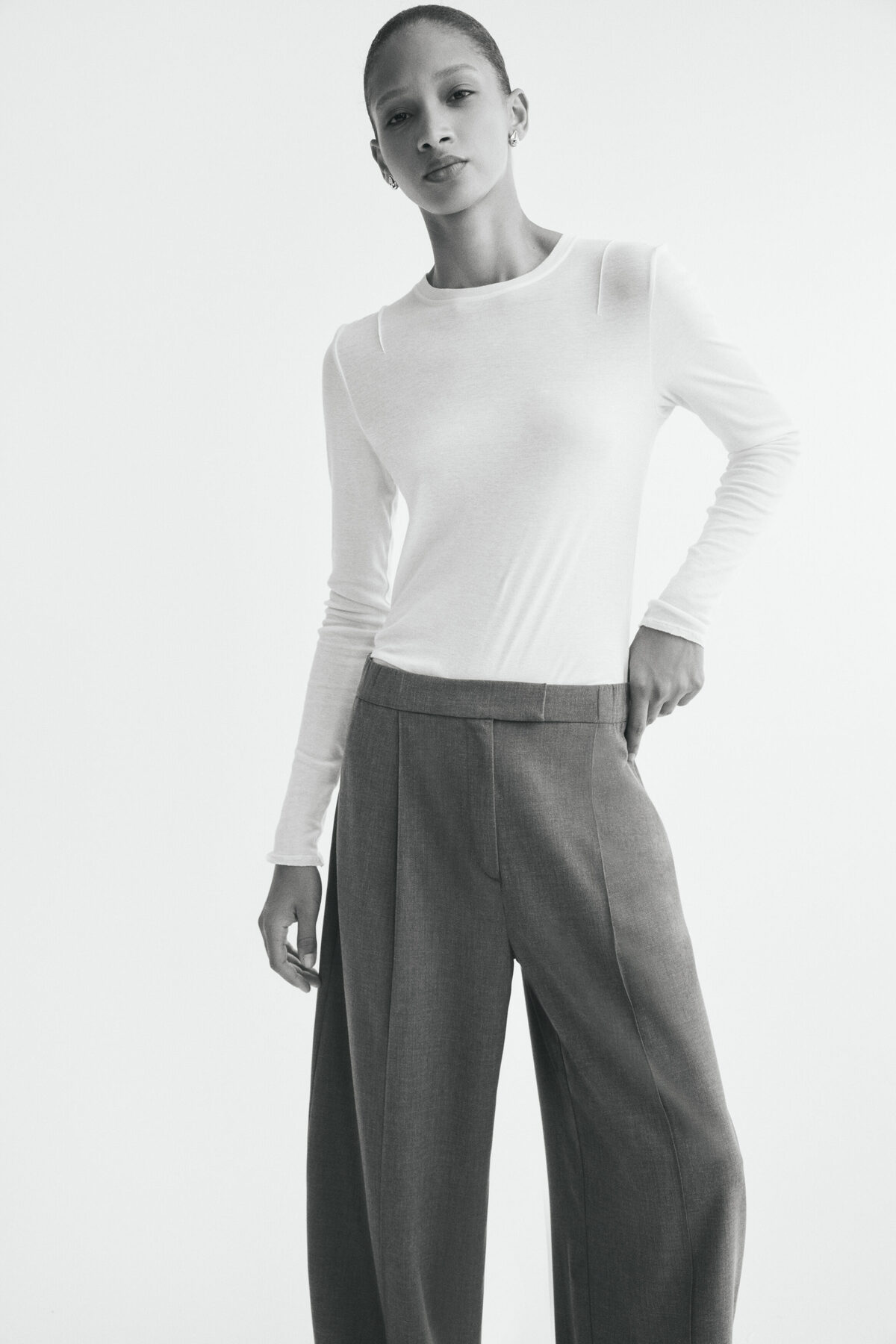 H&M Barrel Paçalı Şık Pantolon görsel 3