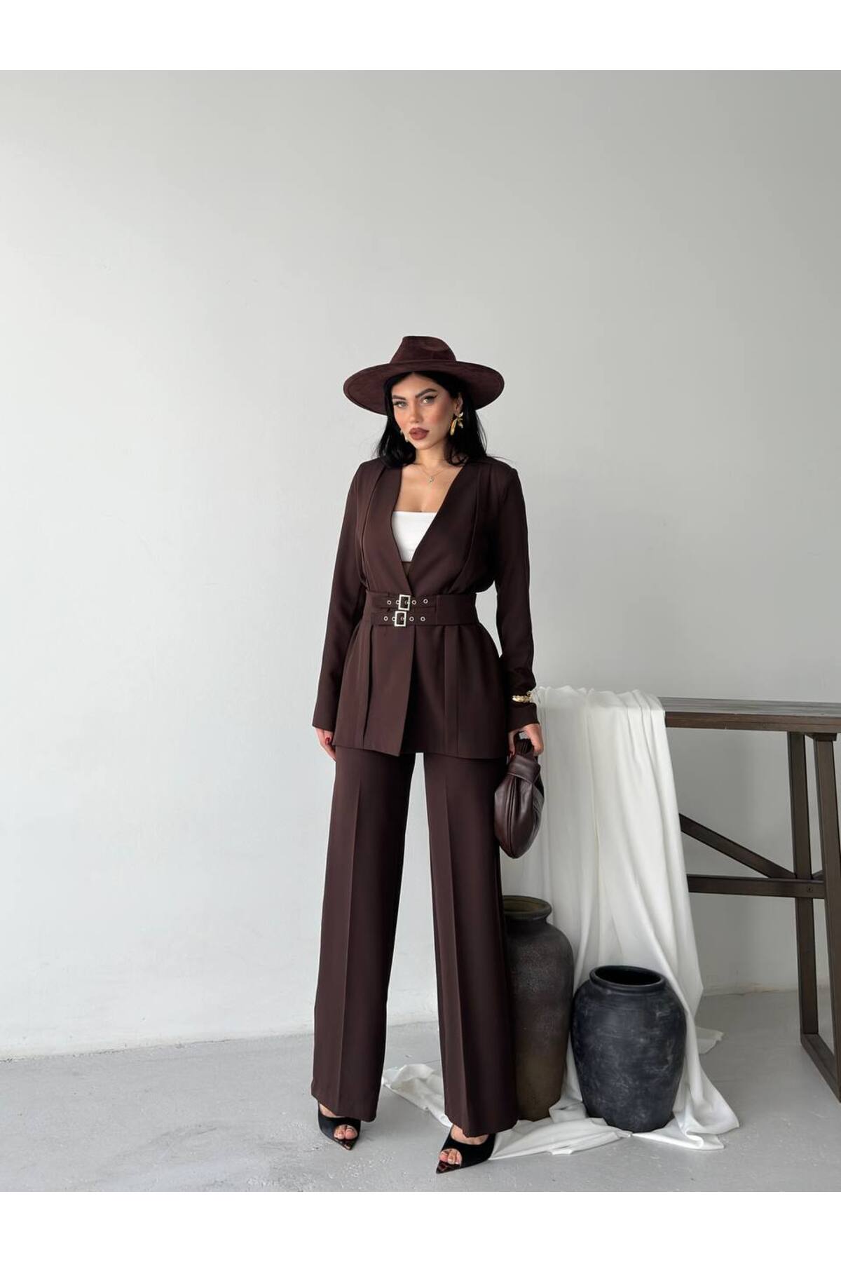 Premium Fit Belted Blazer and Trousers Two-Piece Set - Görsel 3