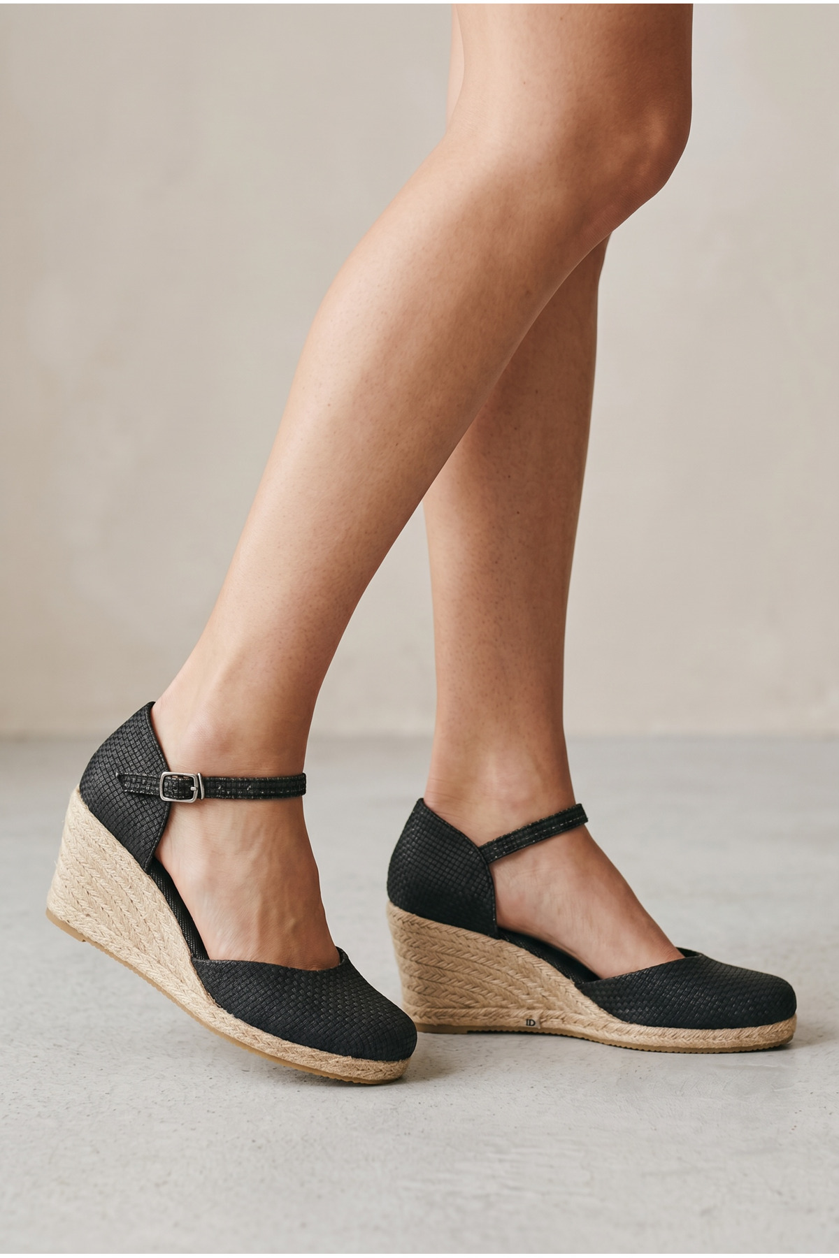 Y&D Shoes Siyah Dokulu Espadril Dolgu Topuk Sandalet görsel 2