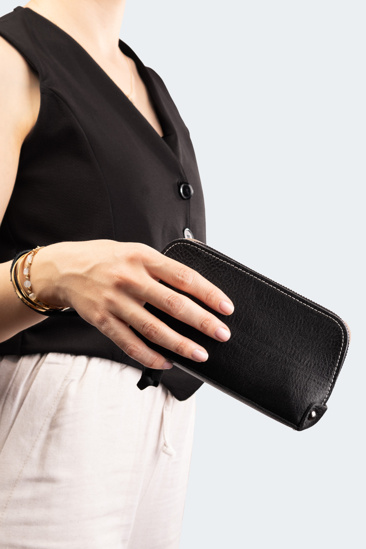 westbag Unisex Siyah Hakiki Dana Derisi Bileklikli El Tutmalı Clutch Çanta görsel 4