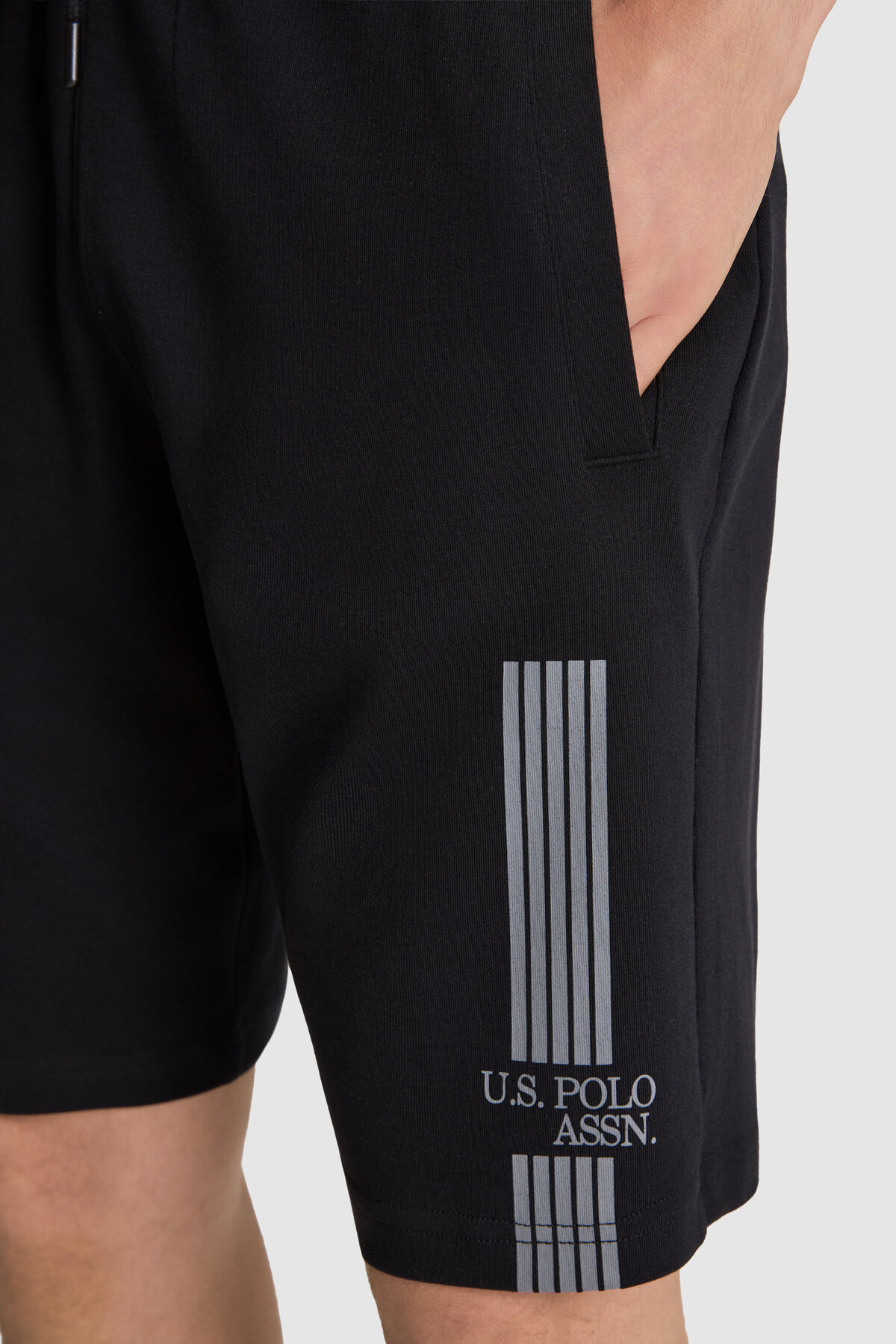U.S. Polo Assn. Erkek Siyah Örme Şort 50327204-VR046 görsel 6
