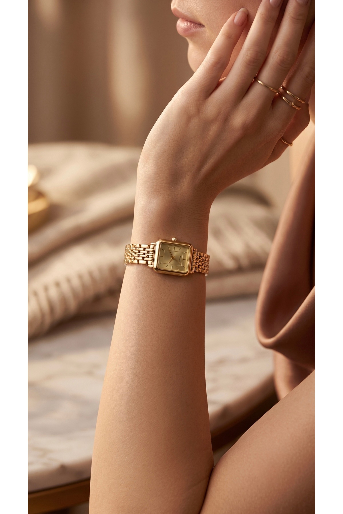KLISHE Vintage Kadın Saat Gold Renk Dikdörtgen Kasa Çelik Saat Old Money Zarif Lüks Kadın Kol Saati | Premium Çelik Kordon | Limited Edition 2026 görsel 5