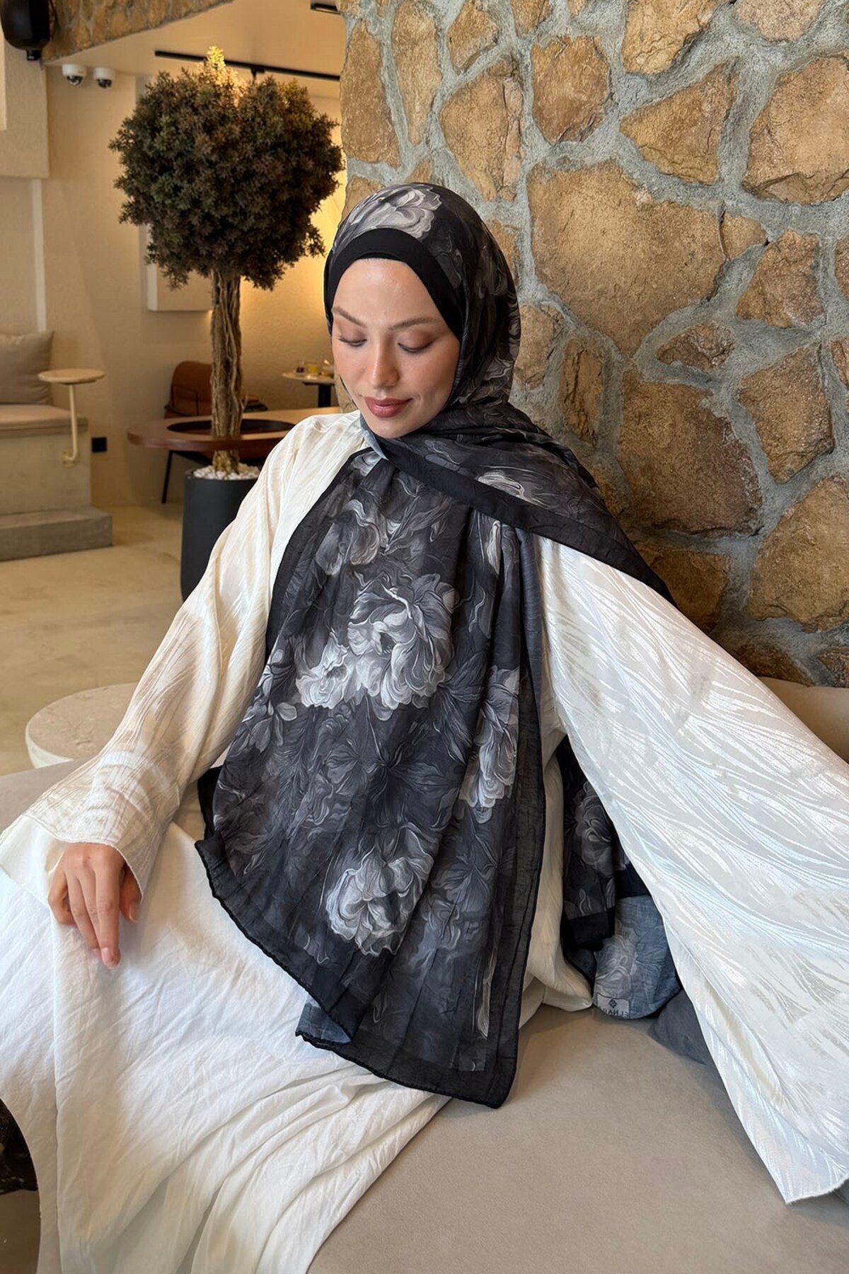 lamelif Vintage Flower Desen Bambu Şal Siyah görsel 3