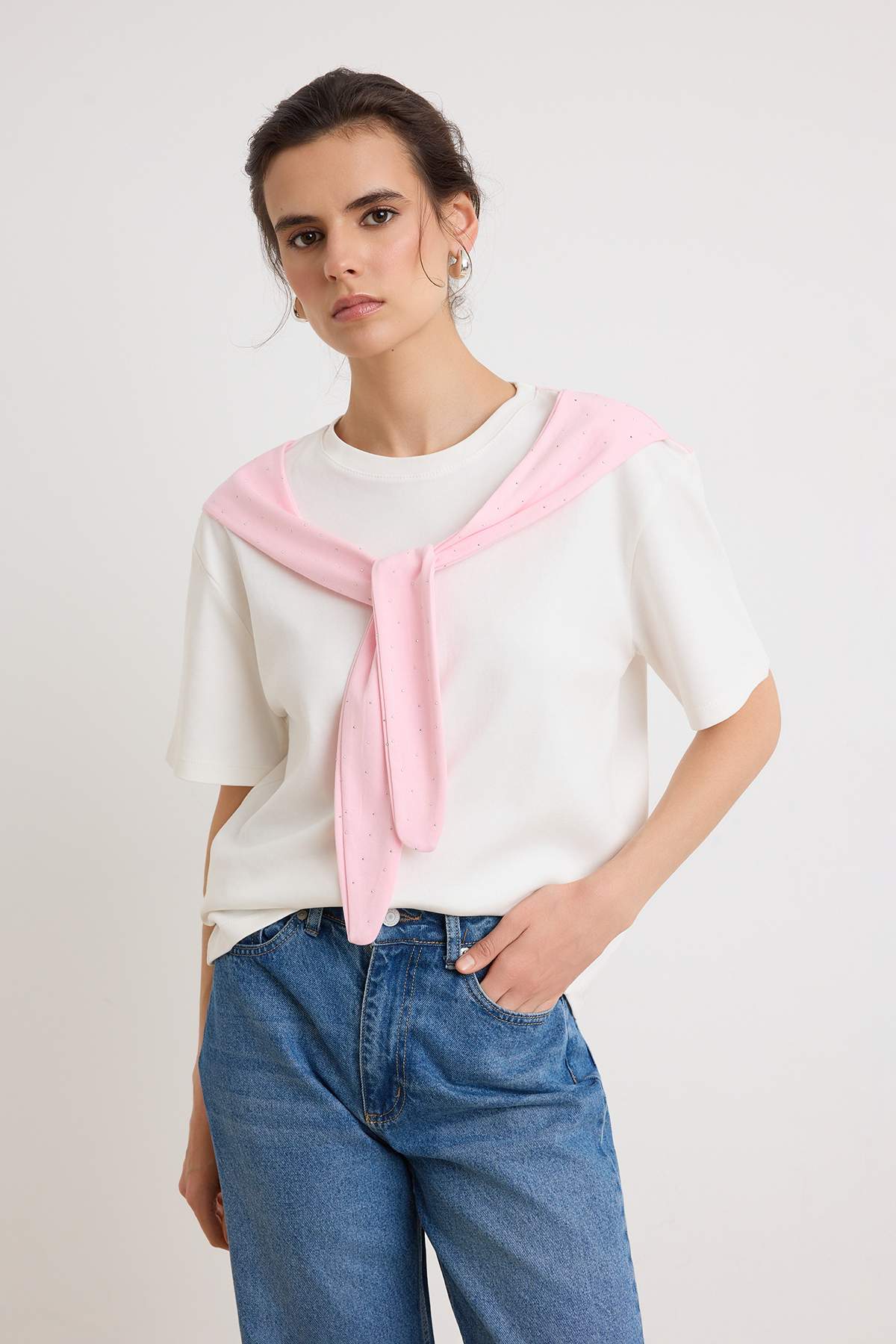Trendyolmilla Pembe Düz Regular/Normal Kalıp Şal Detaylı Esnek Örme T-Shirt TWOSS26TS00334
