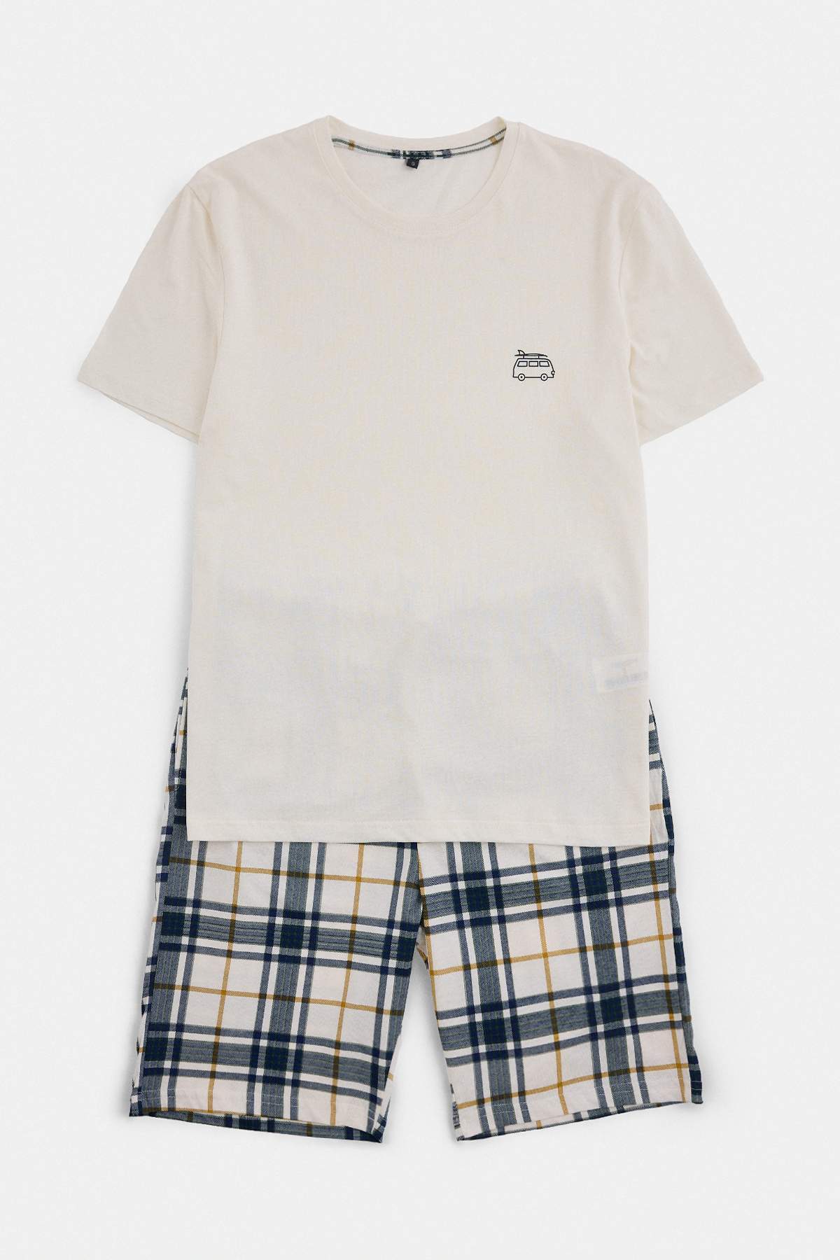 Trendyolmilla Man Bej Regular Fit Ekose / Kareli %100 Pamuk Yazlık Örme Pijama Takımı TMNSS26PT00065