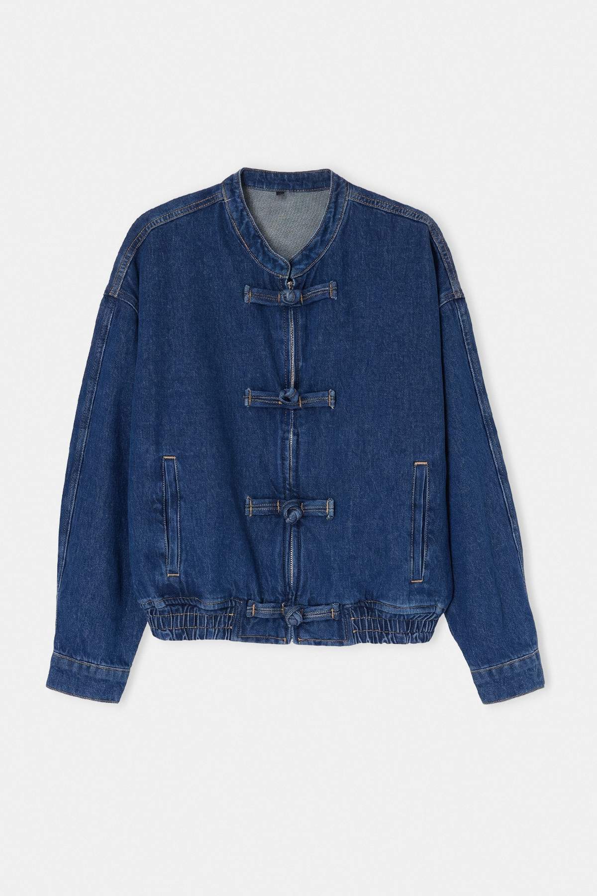 Trendyolmilla Mavi Düğme ve Lastik Bel Detaylı Denim Ceket TWOAW27CE00005