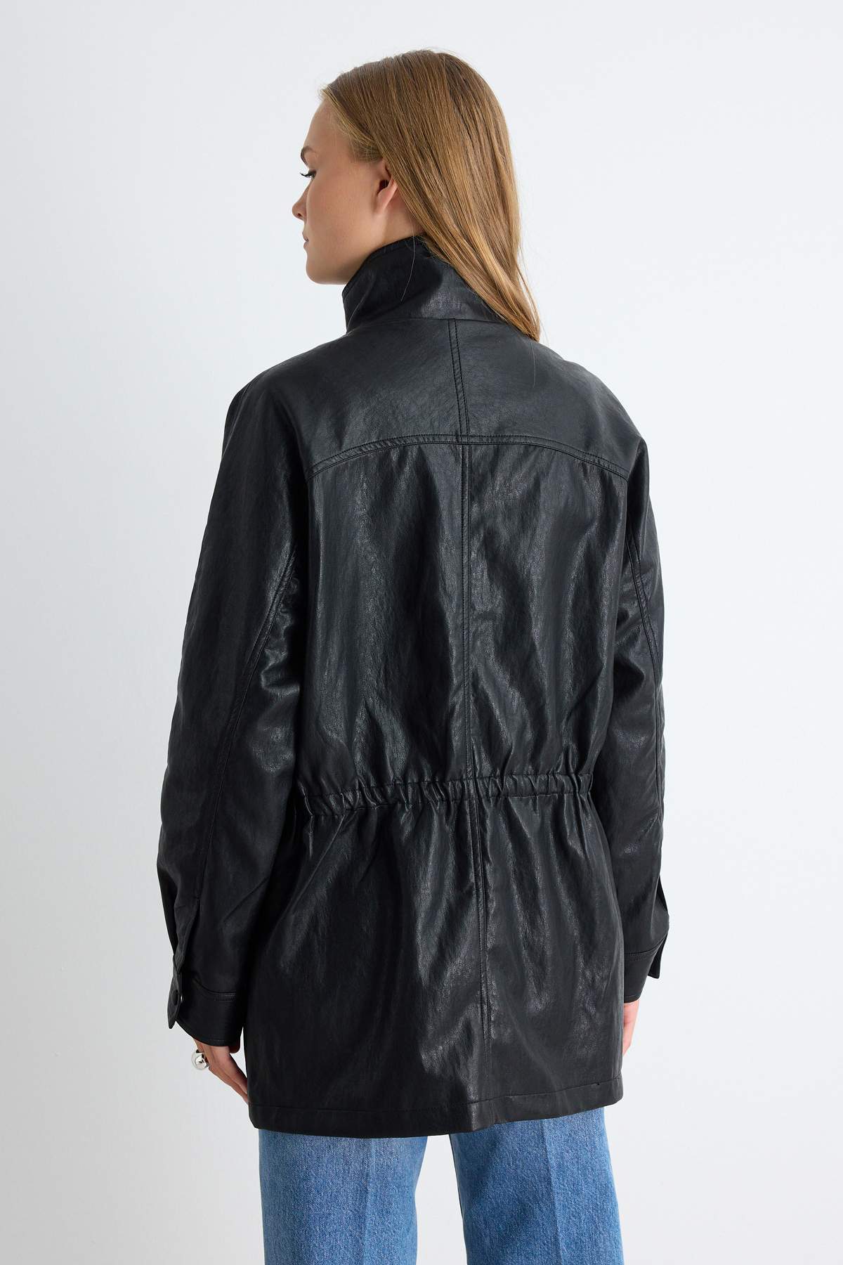 trendyolmilla-womens-black-plain-oversize-win