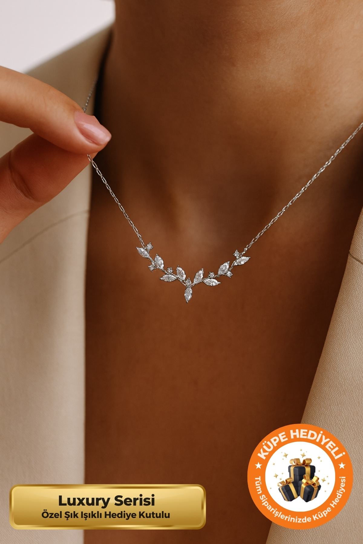 Lucente Jewellery Işıklı Hediye Kutulu Sarmaşık Aşk Şans Bereket Simgesi Luxury Serisi 925 Ayar Mekik Taşlı Zarif Yaprak Dal Yaprak Sarmaşık Modeli Gümüş Özel Gün Hediyesi 45 Cm Zincirli Küpe Hediyeli Şık Kadın Kolye