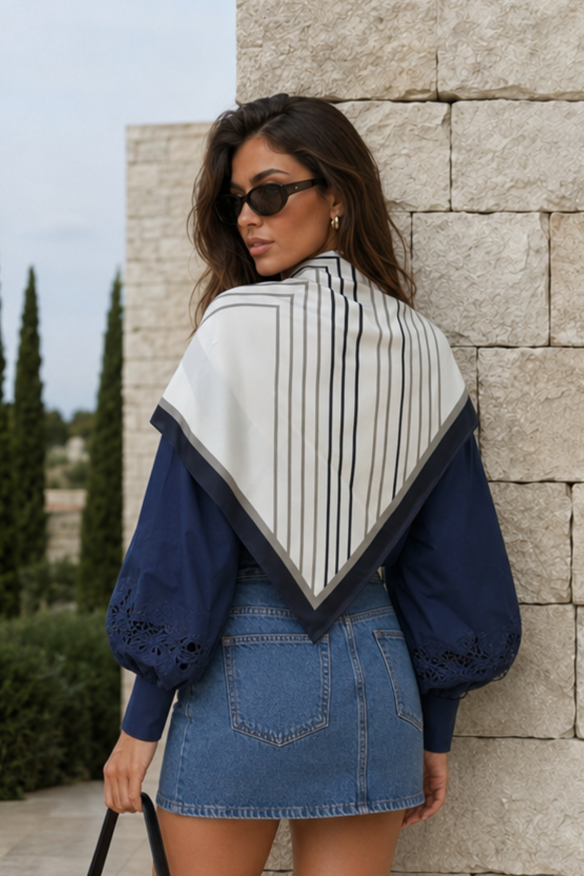 tarzınısec Tarzını Seç Siyah V Çizgi Fular / Bandana / Aksesuar / Şal / Eşarp 70x70