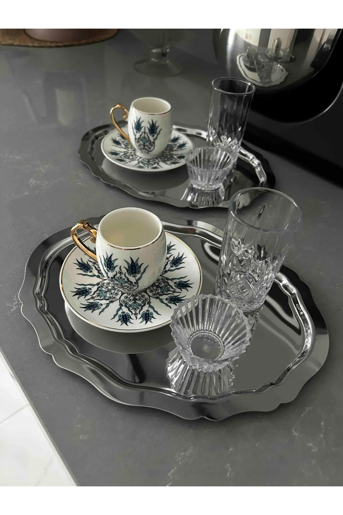 Elzemm store 20*25 Cm Stainless Steel Oval Wavy Model 6-Piece Service and Presentation Tray 20*25 Cm