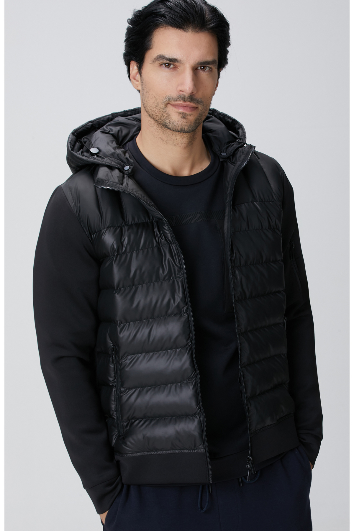 N-Tech Siyah Kapüşonlu Puffer Mont — مشکی 1095553 — تصویر 2 از 8