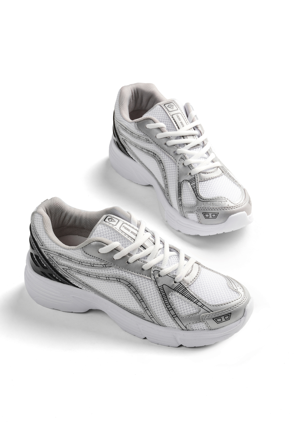 Tonny Black Kadın Beyaz Gümüş Termo Taban Konforlu Bağcıklı Sneaker