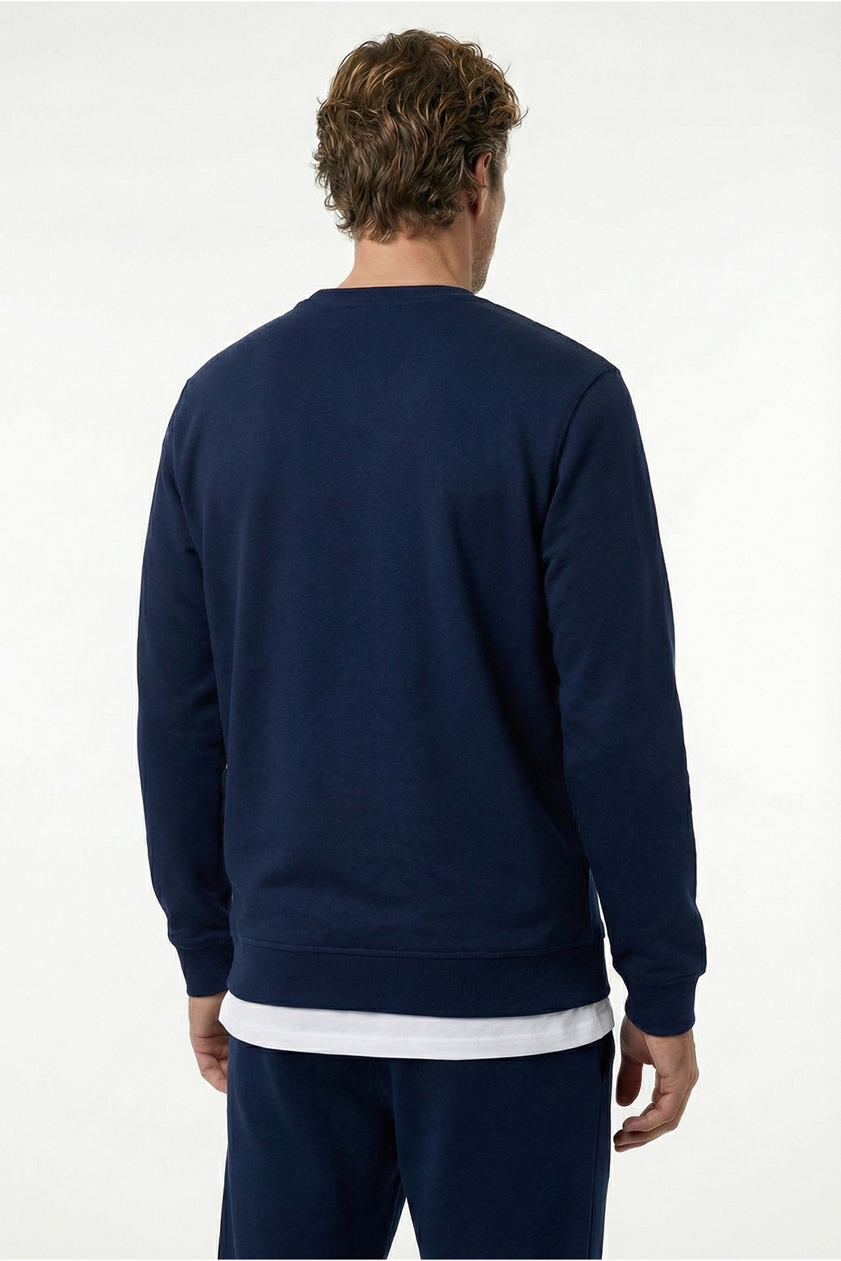 Bisiklet Yaka Regular Fit Pamuklu Basic Sweatshirt — سرمه‌ای KY26C00000023 — تصویر 5 از 7