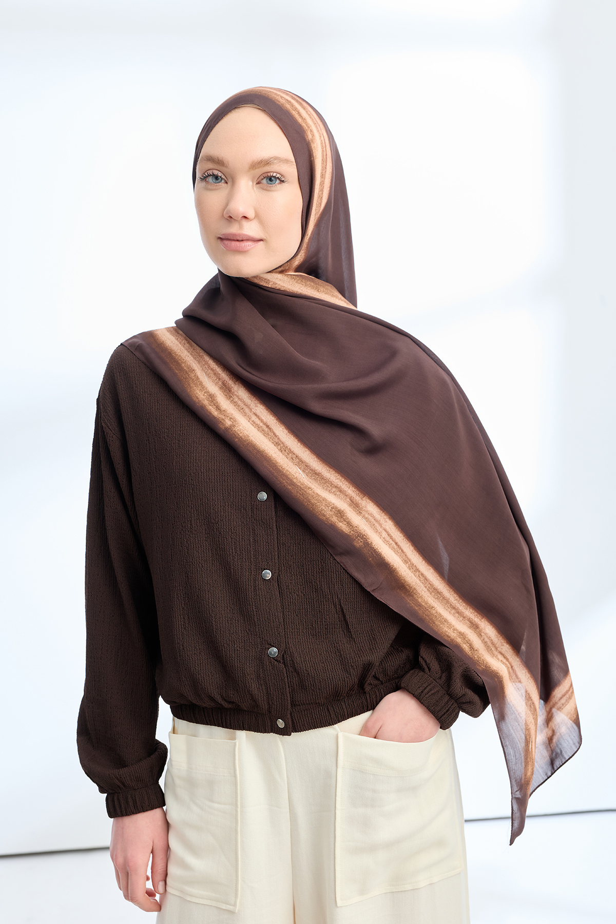 SOFT BLUSH FLUSH VISCOSE SHAWL - BITTER BROWN