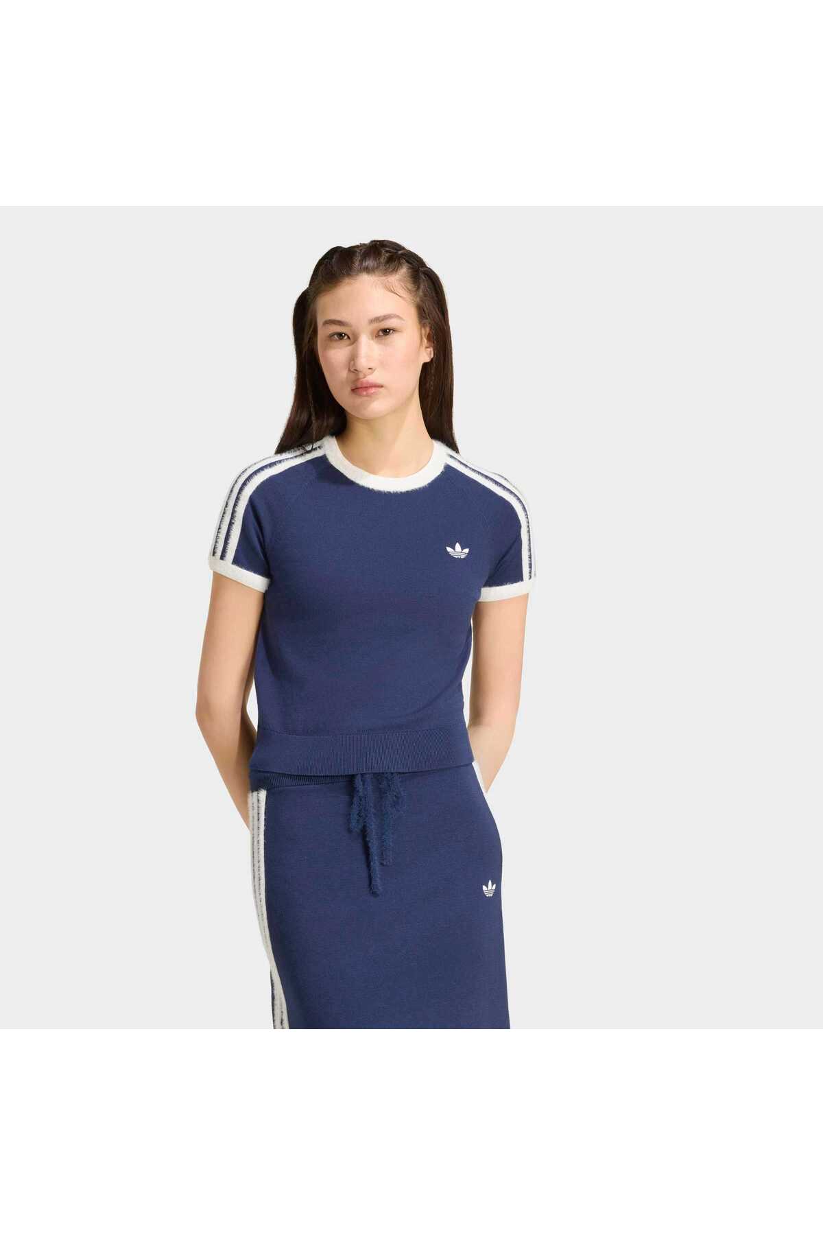 تیشرتزنانهadidasآبی