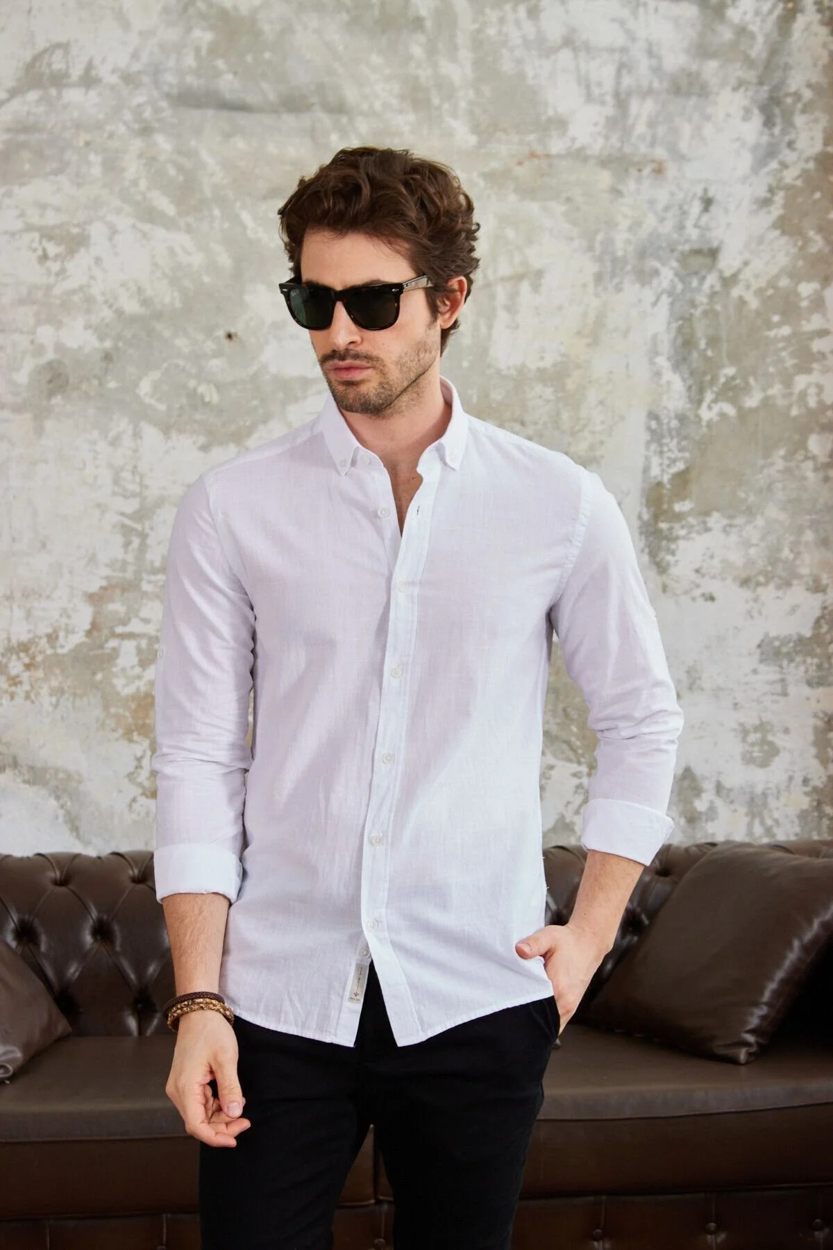 SKYMOOD Erkek Beyaz Slim Fit Dar Kesim Düğmeli Yaka Keten Görünümlü %100 Pamuk Flamlı Gömlek(KETEN) görsel 3