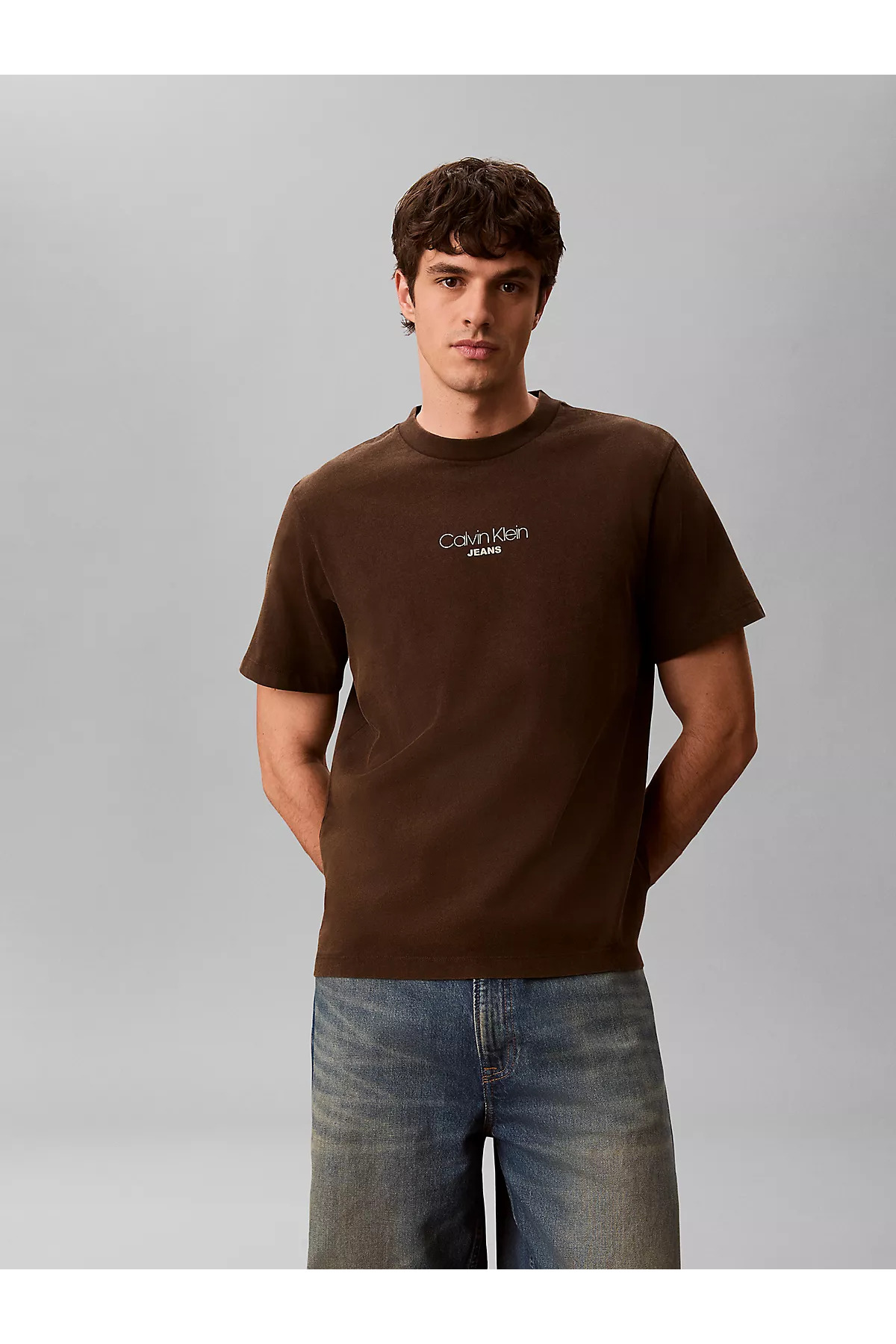 تیشرتمردانهCalvin Kleinقهوه ای