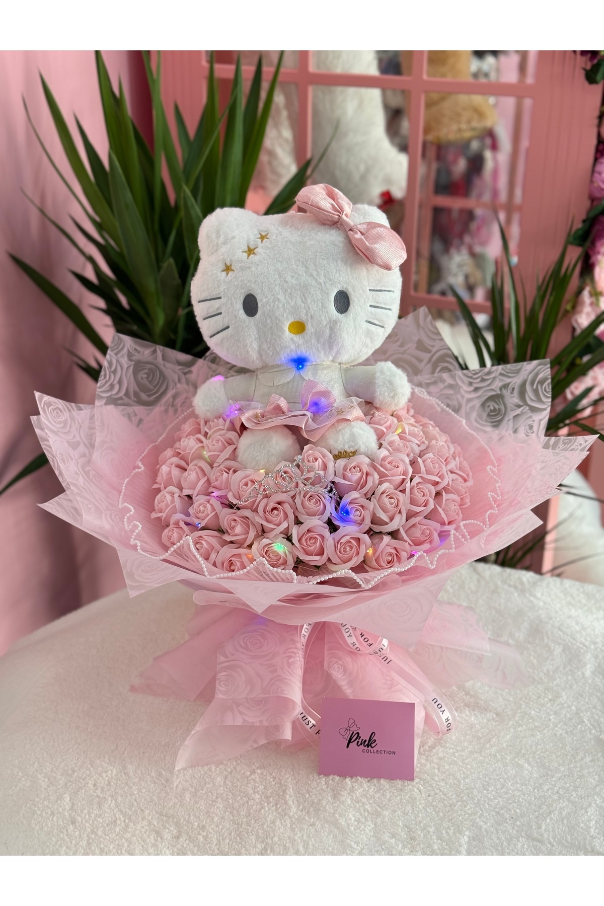 pink collection Hello Kitty led ışıklı buket - Fiyatı, Yorumları