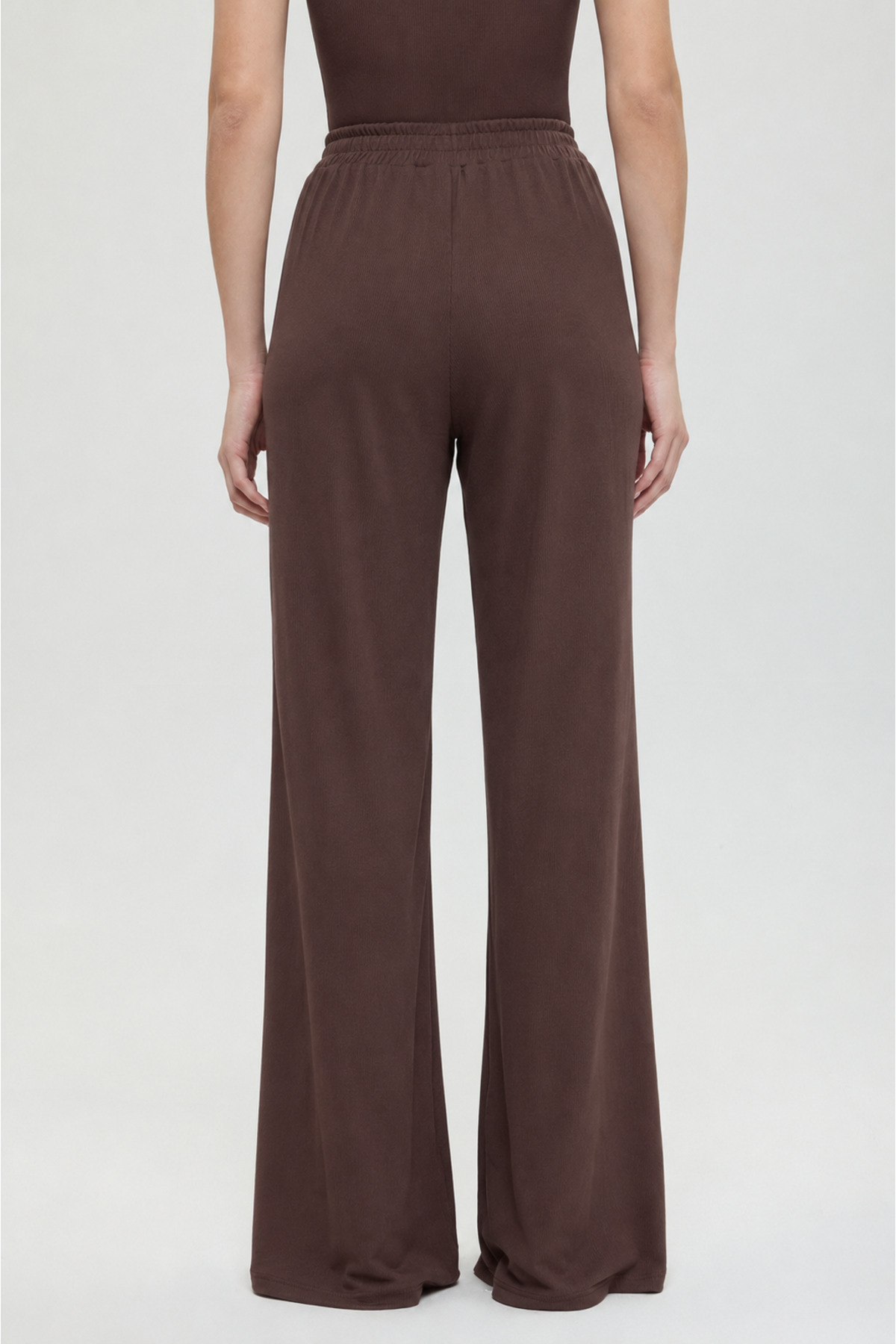 SHEISMONO Soft Rib Düz Kesim Bol Pantolon Kahverengi görsel 4