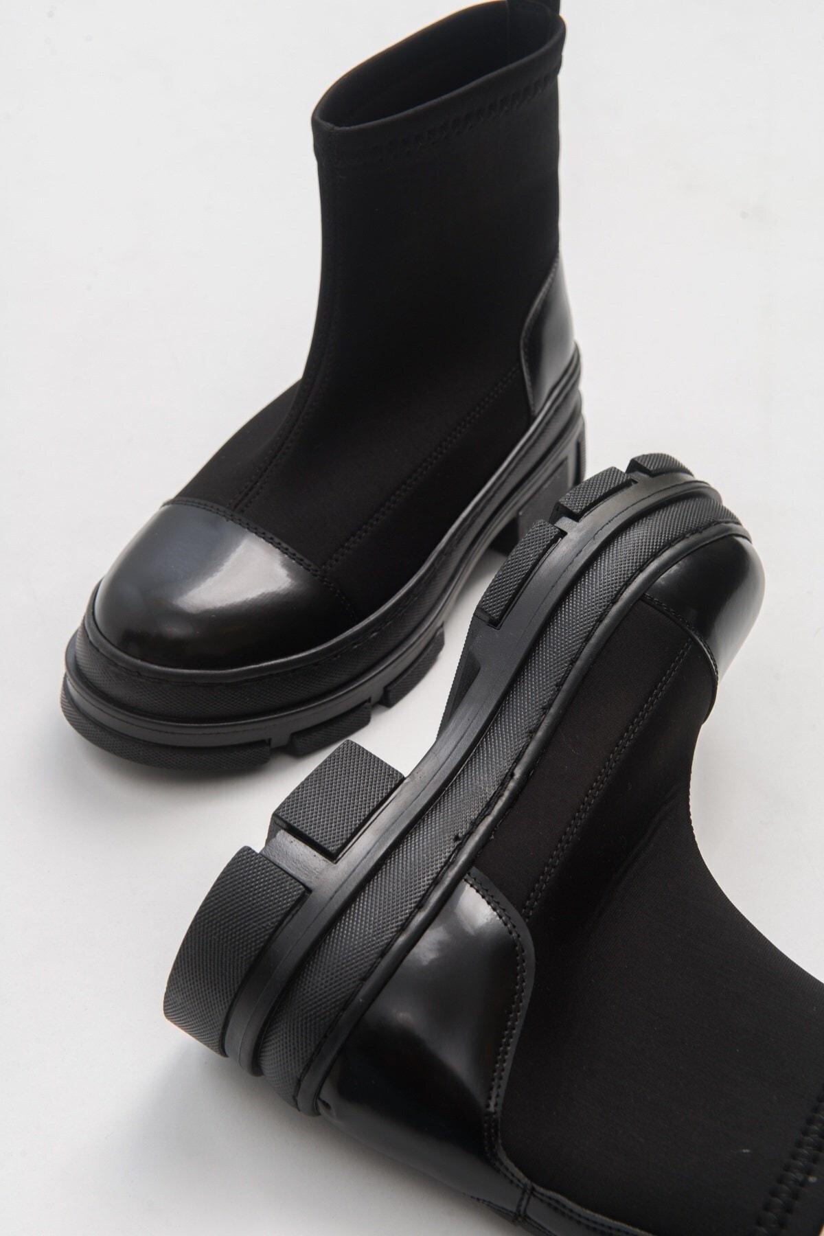 LuviShoes Bendıs Siyah Scuba Kadın Bot