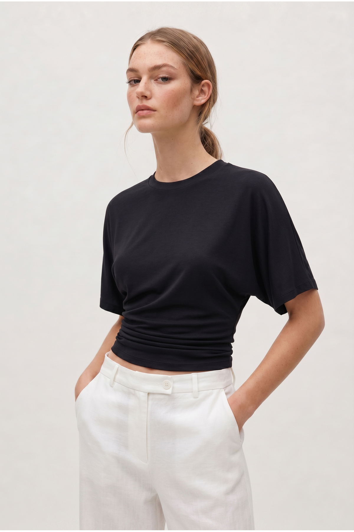 OLYNN  Siyah Ultra Premium Soft Bele Oturan Geniş Kollu Bluz - Görsel 2