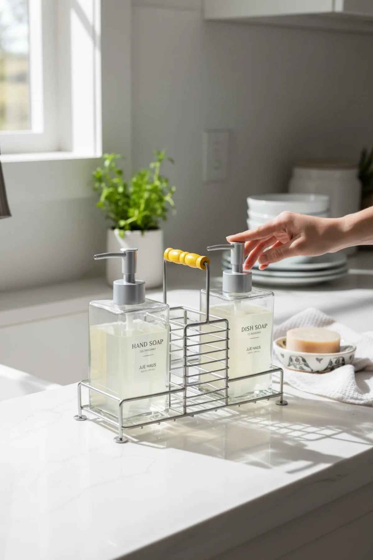 Zelo Metal Standlı 2’li Sıvı Sabunluk Seti –500 ml Banyo ve Mutfak Dispenseri