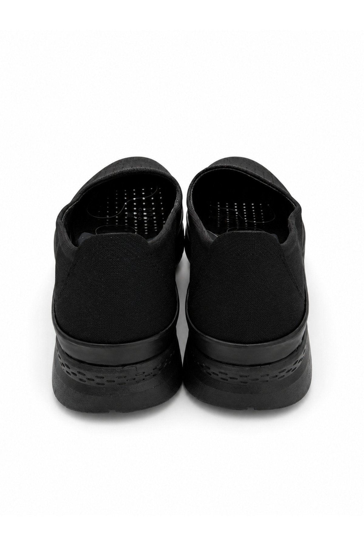 Cooka Shoes Kadın Siyah Dolgu Topuklu Delikli Günlük Ortopedik Comfort Ayakkabı