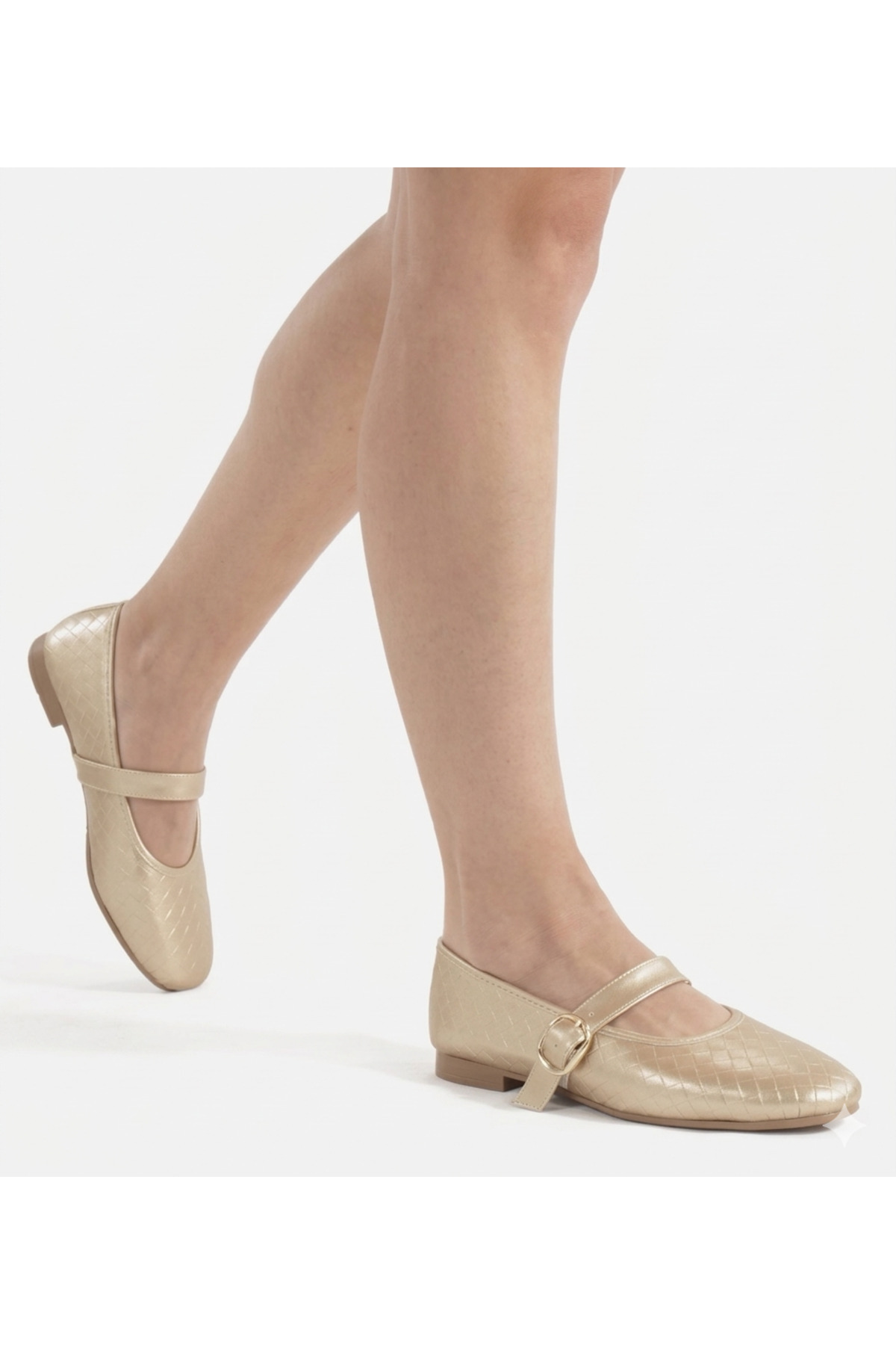 MAYA SHOES Altın Örgü Yuvarlak Burunlu Kapalı Baretli Ortopedik Babet görsel 3