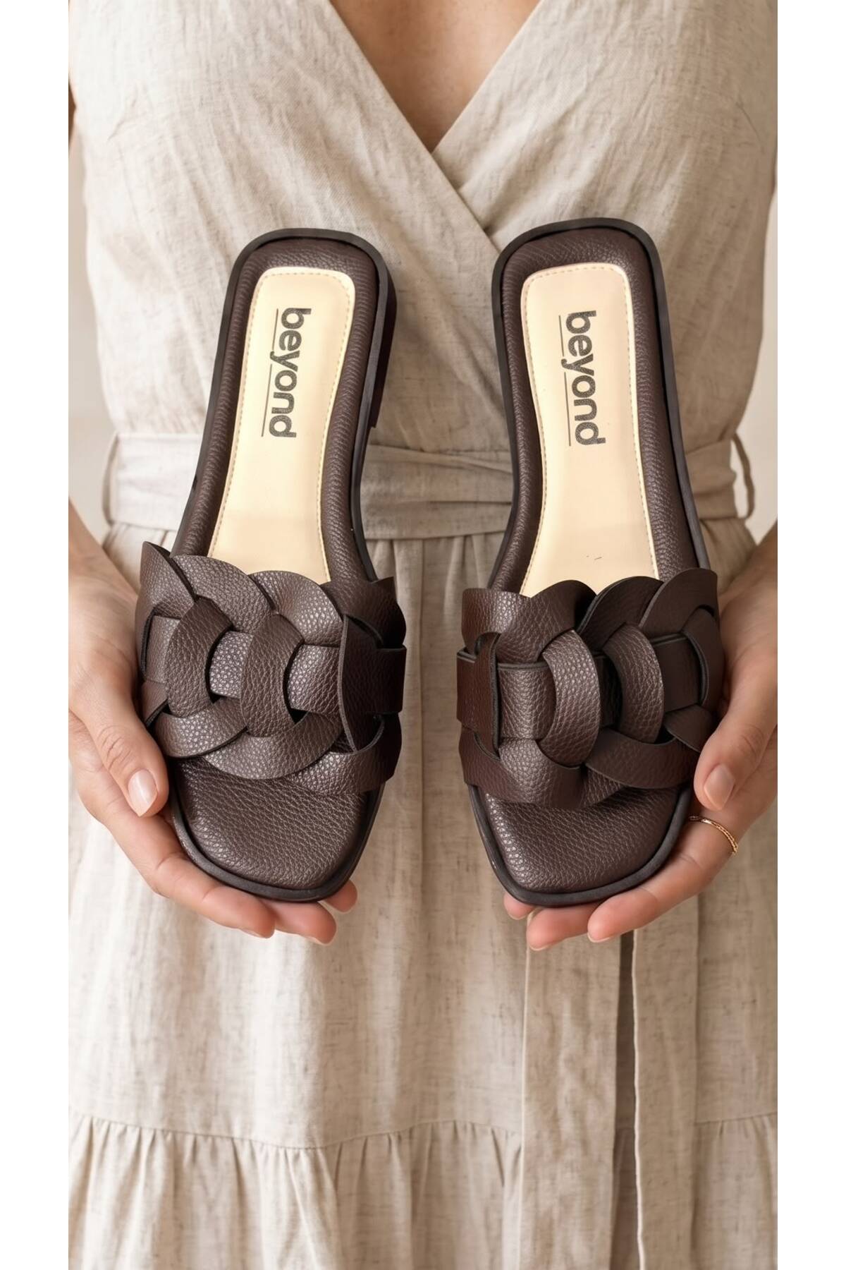 Beyond Papuci de damă din piele maro GC 1cm BYNDST01