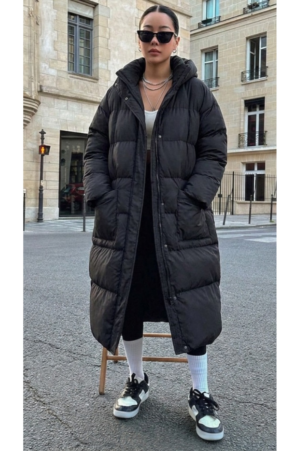 comstar Kadın Siyah Kapüşonlu Uzun Oversize Şişme Mont görsel 4