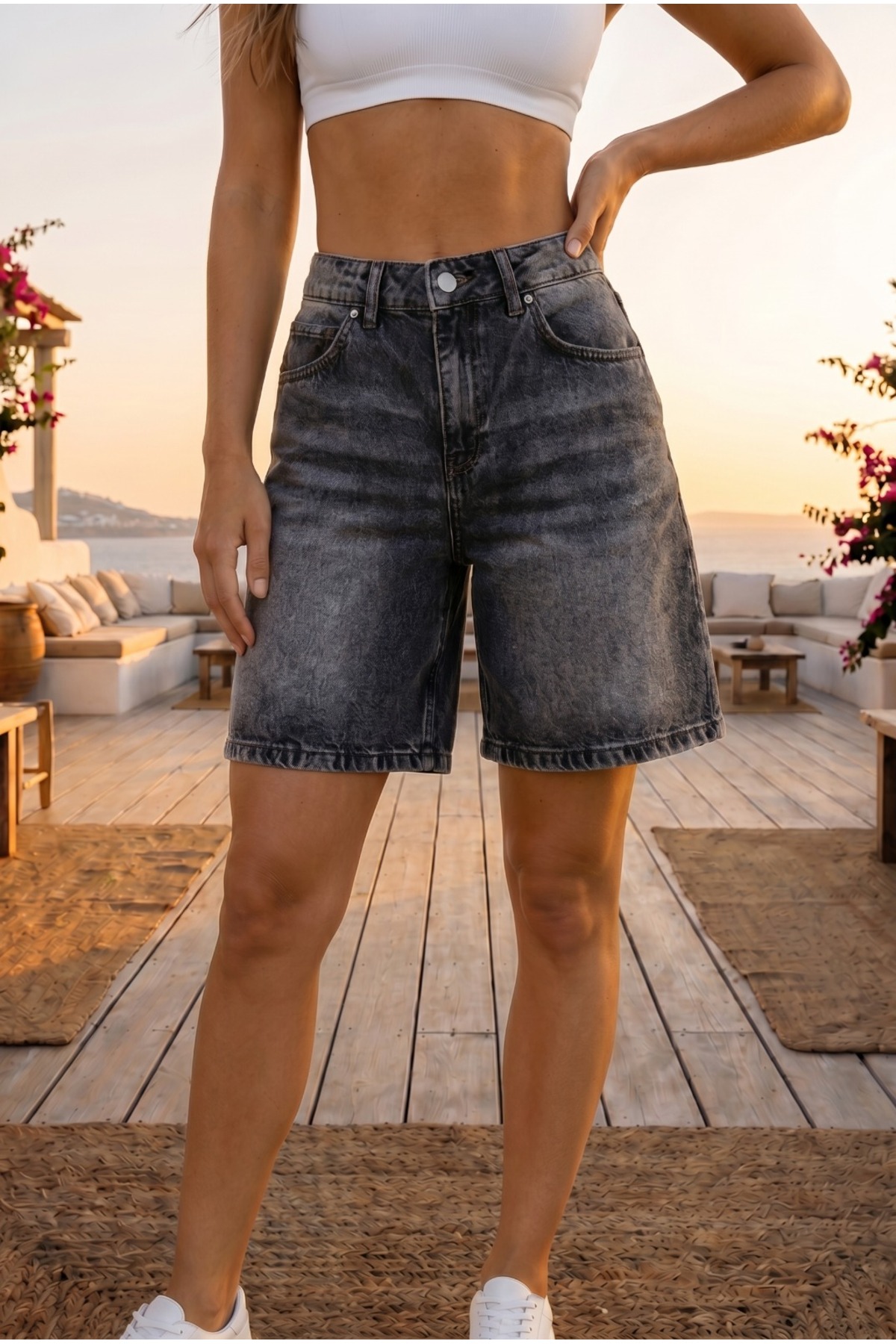 Kadın Eskitme Efektli Yüksek Bel 5 Cepli Straight Fit Şort Jeans Antrasit 4