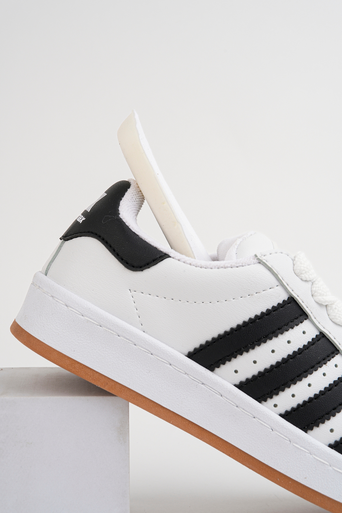 Freemax Dikişli Taban iç Tabanlık Garantili Sneaker Spor Ayakkabı Cmp88 Beyaz Siyah görsel 3