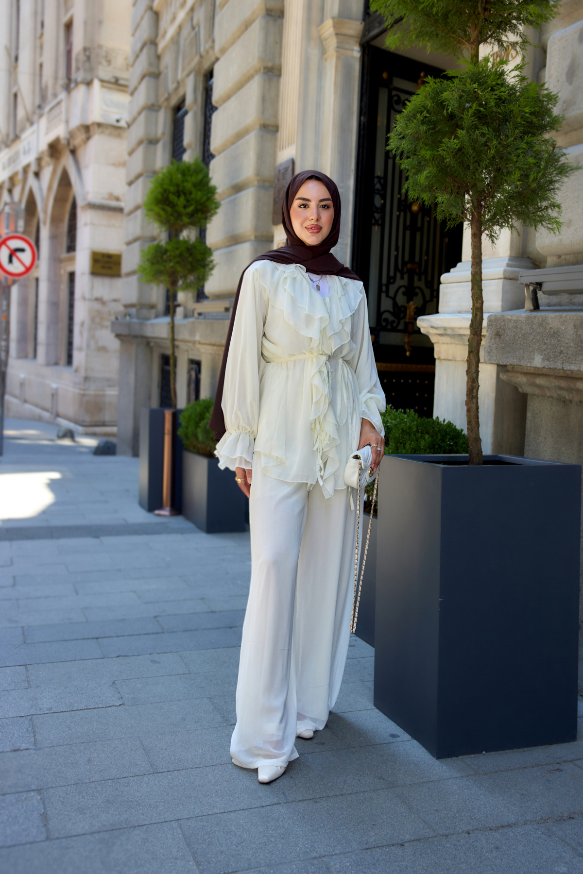 LOCCO Women's Ruffle Detail Waist Tie Chiffon Suit White