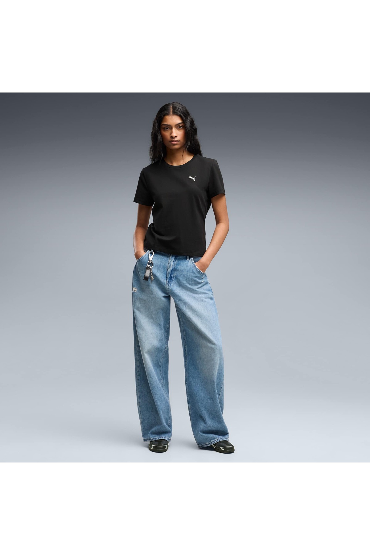 Puma ESSENTIALS Kadın Dar Kesim Tişört görsel 2