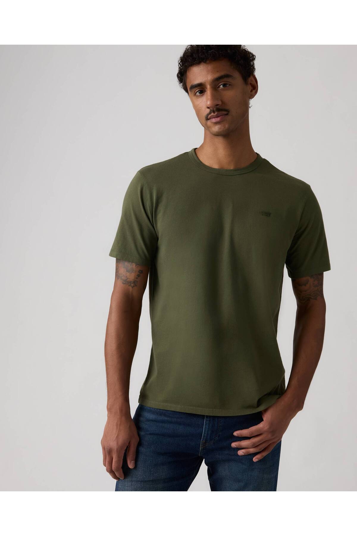 تی شرت مردانه یقه گرد سبز تیره کد 005GX-0011 لیوایز تی شرت Levi's