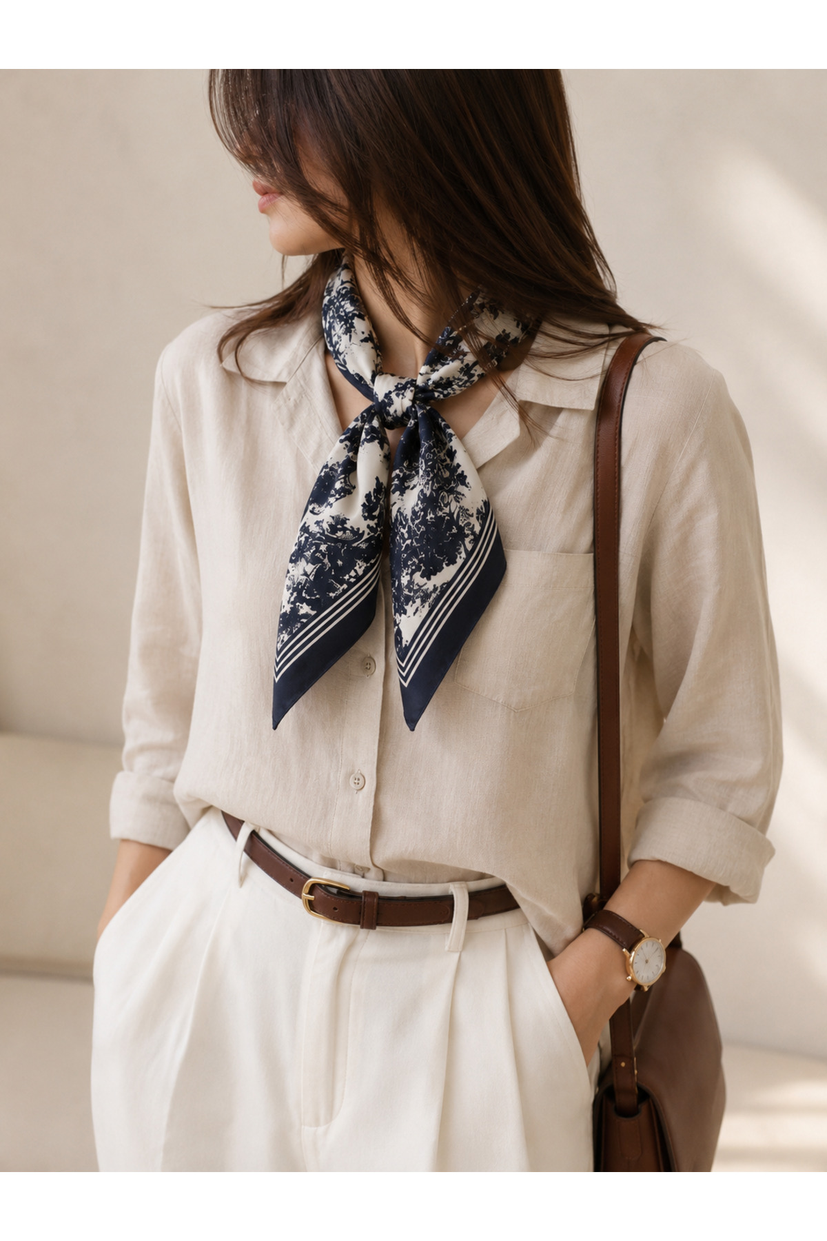 EveryScarf Noir Jardin Lacivert Doğa Desenli Saten Fular 70x70 cm