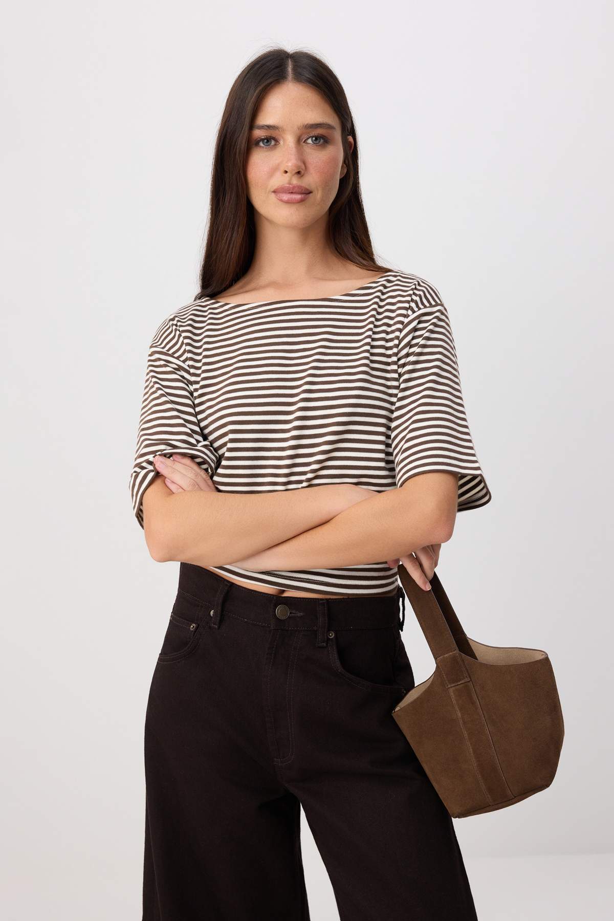 Trendyolmilla Kahverengi Çizgili Regular/Normal Kalıp Asimetrik Yaka Premium Yumuşak Örme Bluz TWOSS26BZ00097