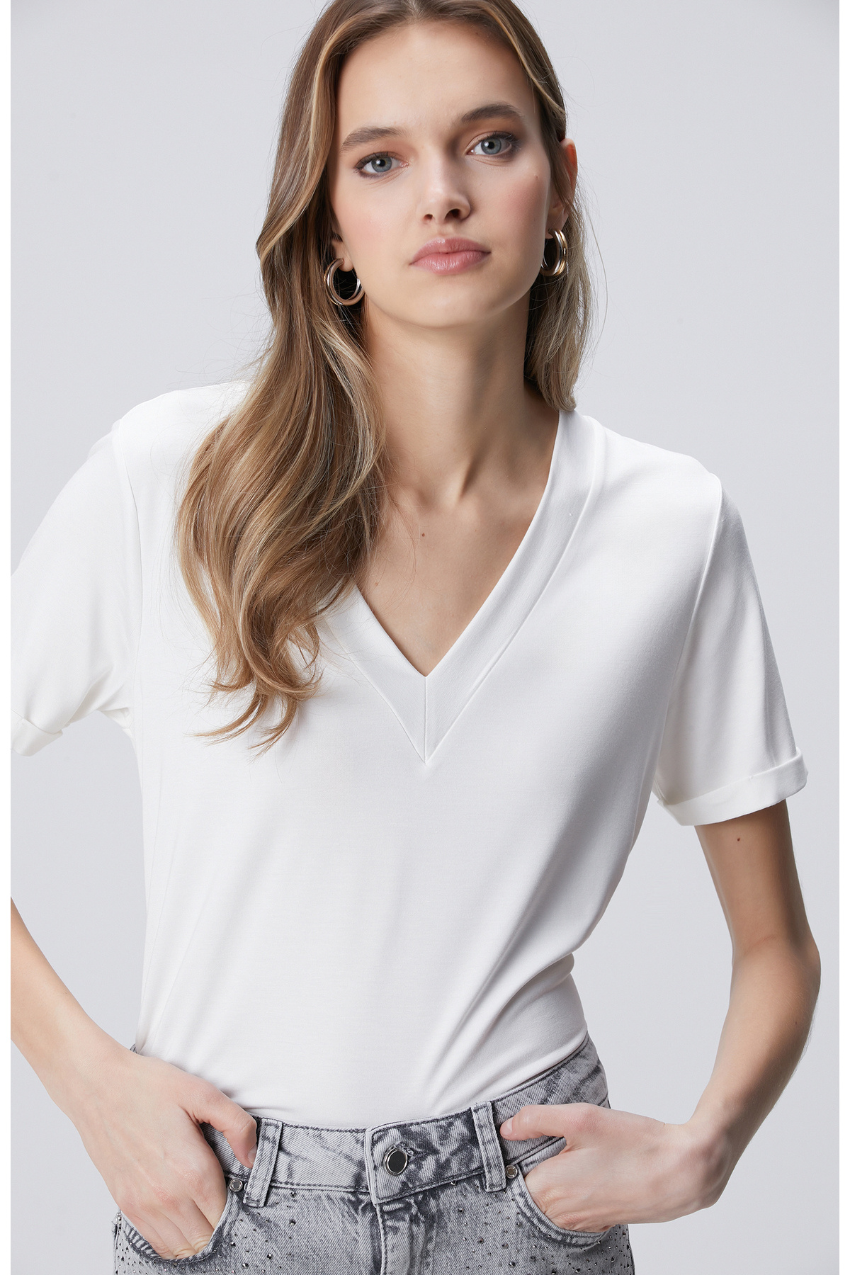 Network Kırık Beyaz Kol Katlama Detaylı Basic T-shirt görsel 2