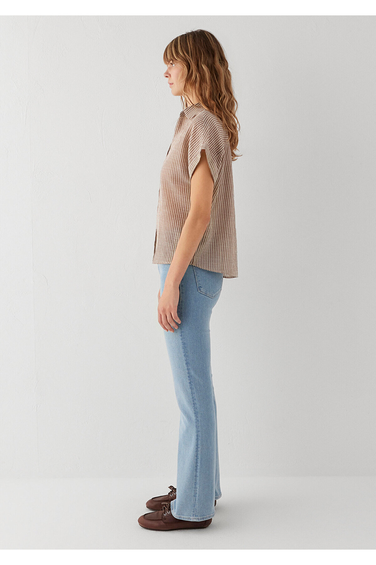 Kısa Kollu Çizgili Kahverengi Gömlek Loose Fit / Bol Rahat Kesim 1210445-85431 — قهوه‌ای — تصویر 5 از 8