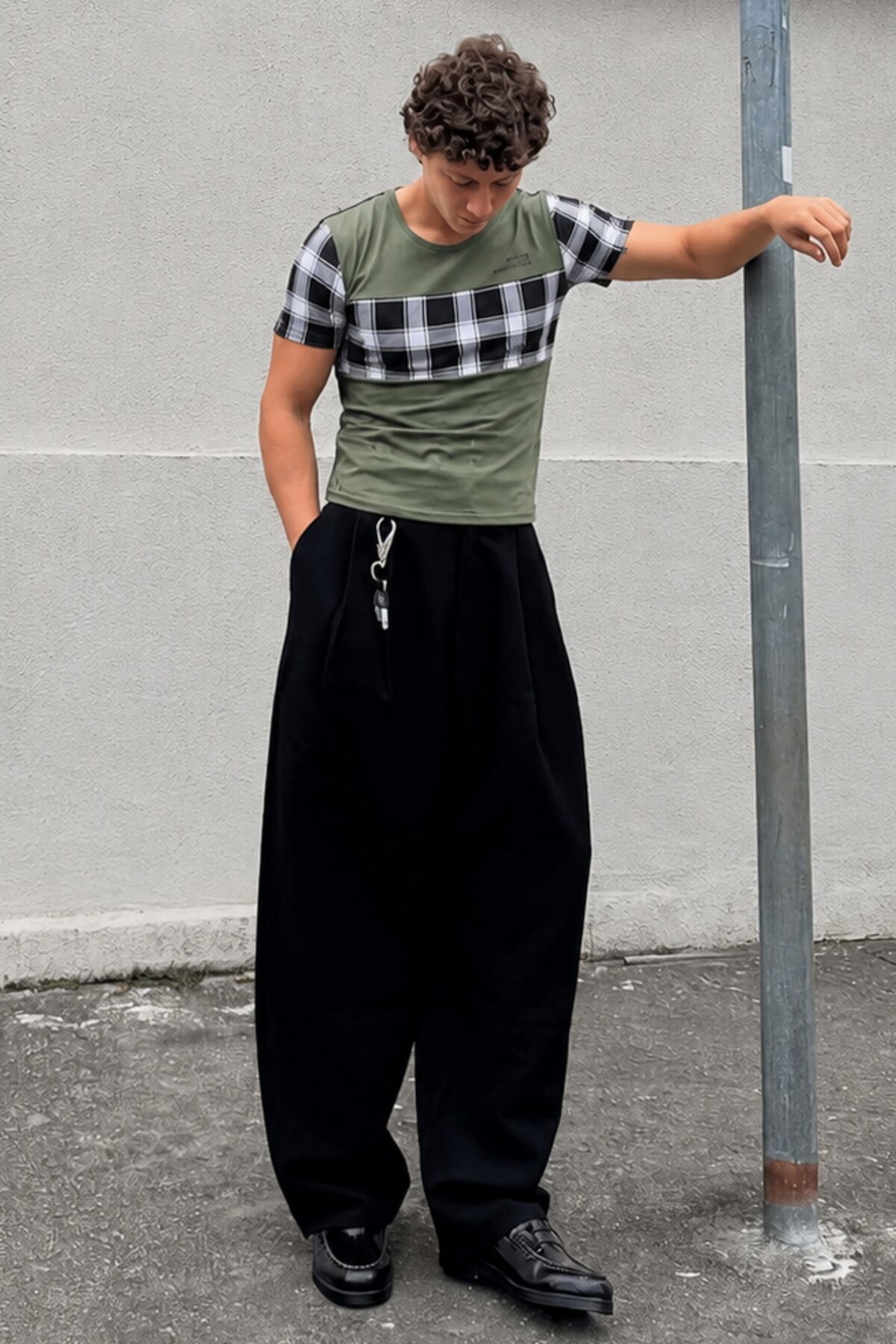 Crew Neck Plaid Khaki T-Shirt 3004