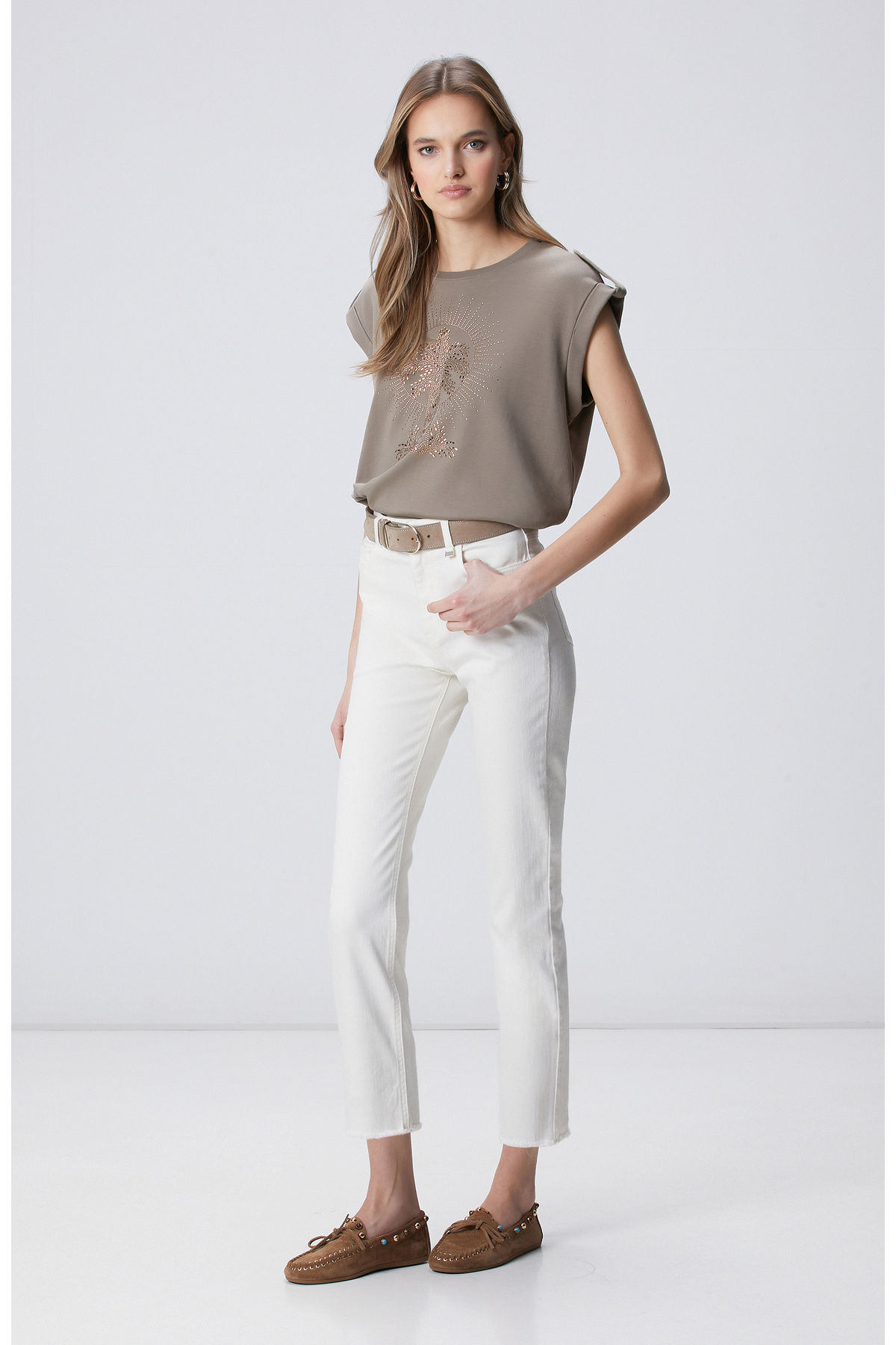 Network Vizon Taş Detaylı T-shirt görsel 3