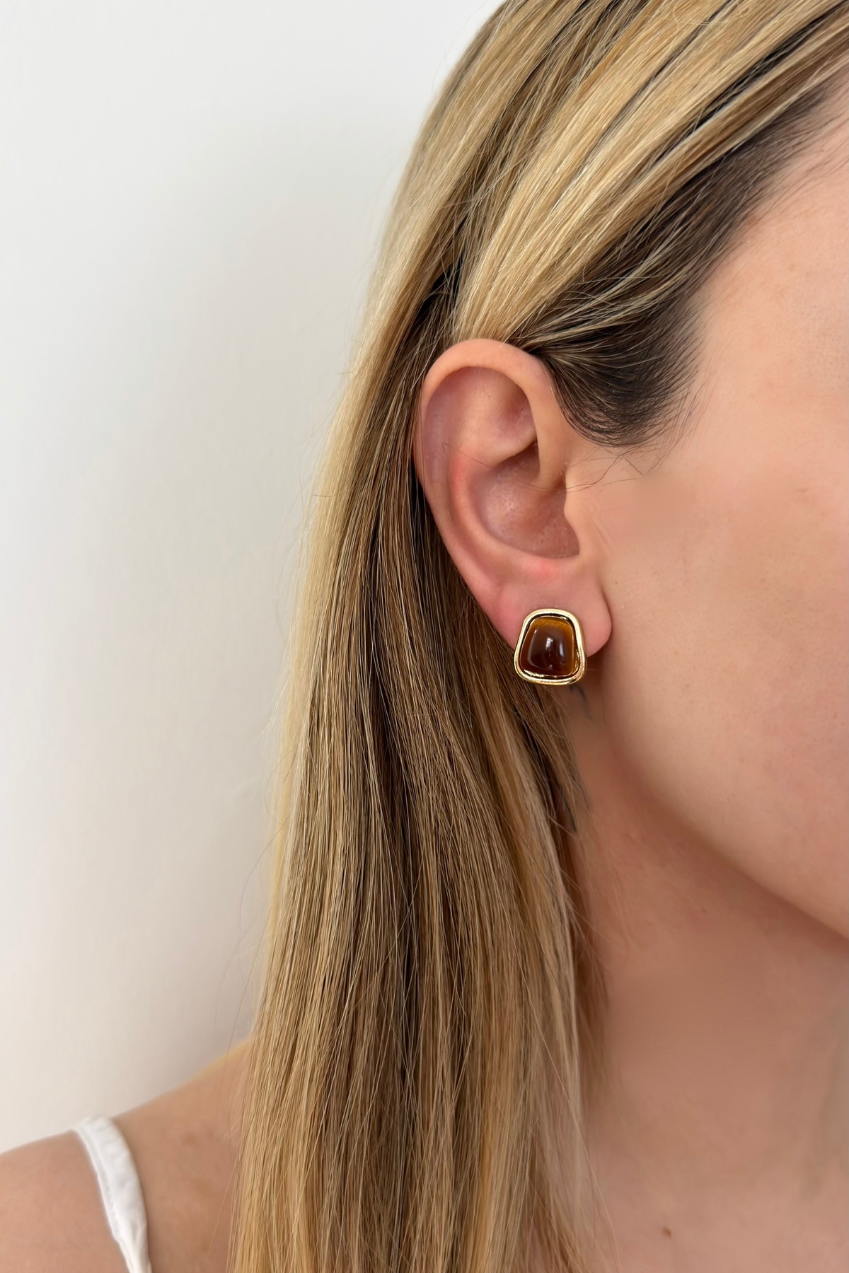Cat Eye Gold Earrings