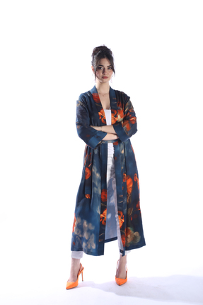 Tasarım ZAHRA Model Uzun Çiçek Baskılı Kimono Üst