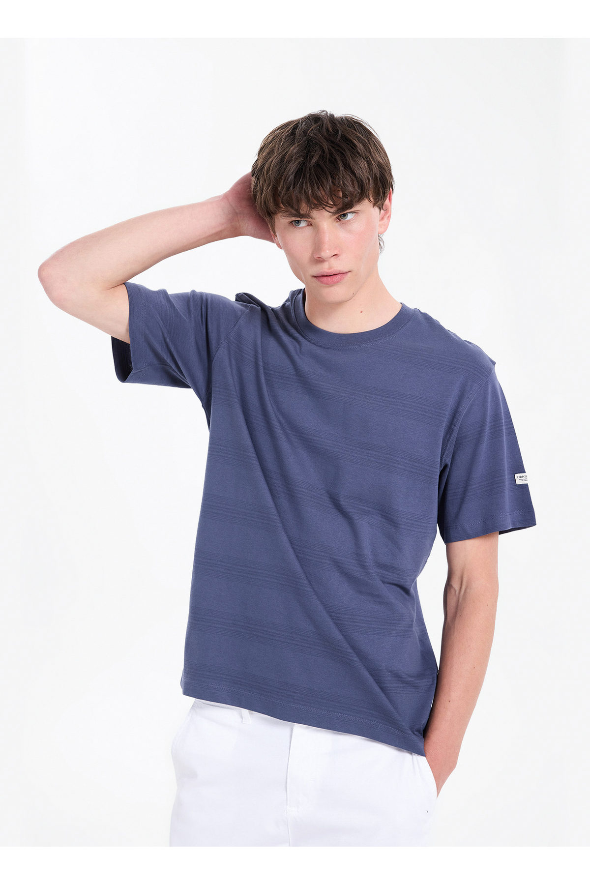 تی‌شرت مردانه طرح‌دار سرمه‌ای کد ۱۲۲۹۵۲۰۰ یقه گرد JORRIVIERA جک اند جونز تی شرت Jack & Jones