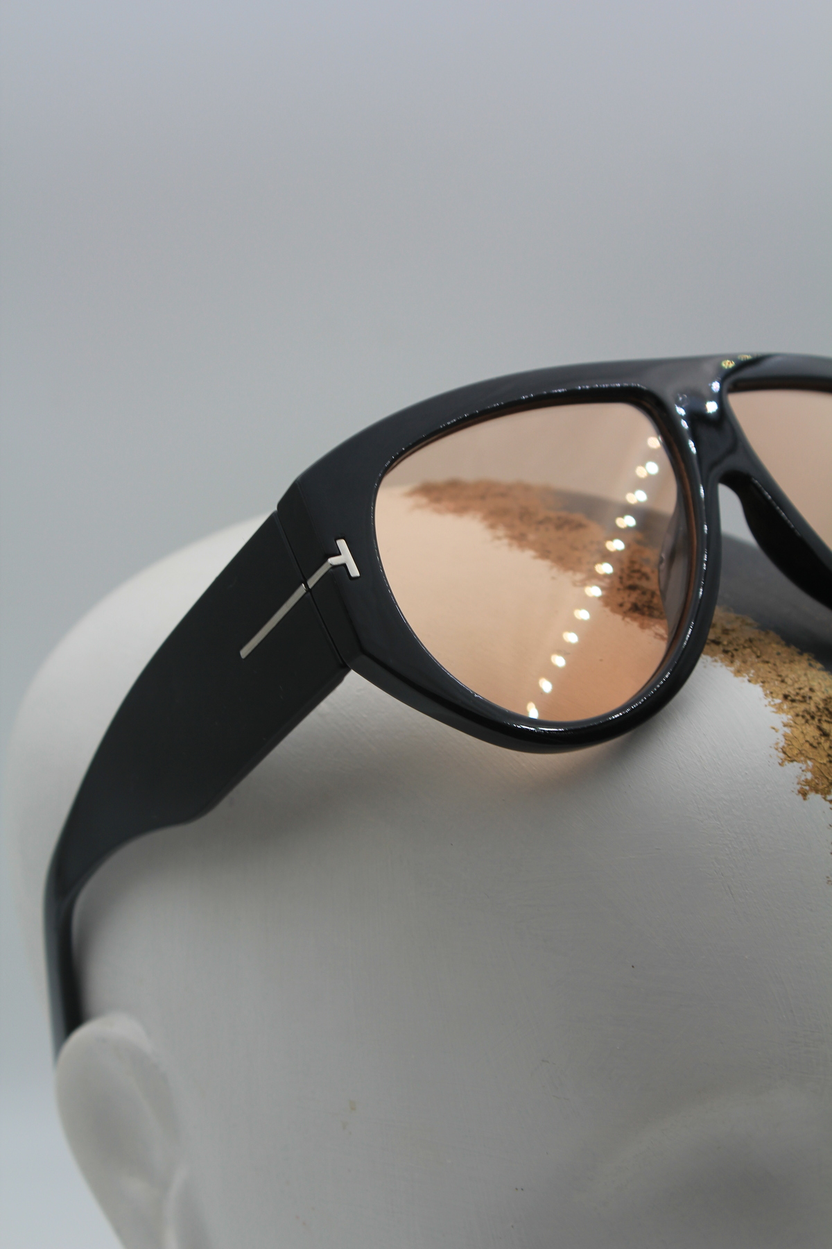 MissBella Eyewear - BOLD Kalın Siyah Kemik Çerçeveli Retro Kadın Güneş Gözlüğü görsel 2
