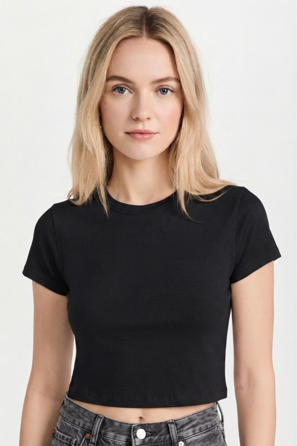 MİSTİRİK Pomonte Model Body Pamuklu Esnek Kumaşlı Kısa Kollu Basic Comfort Crop Siyah Renk