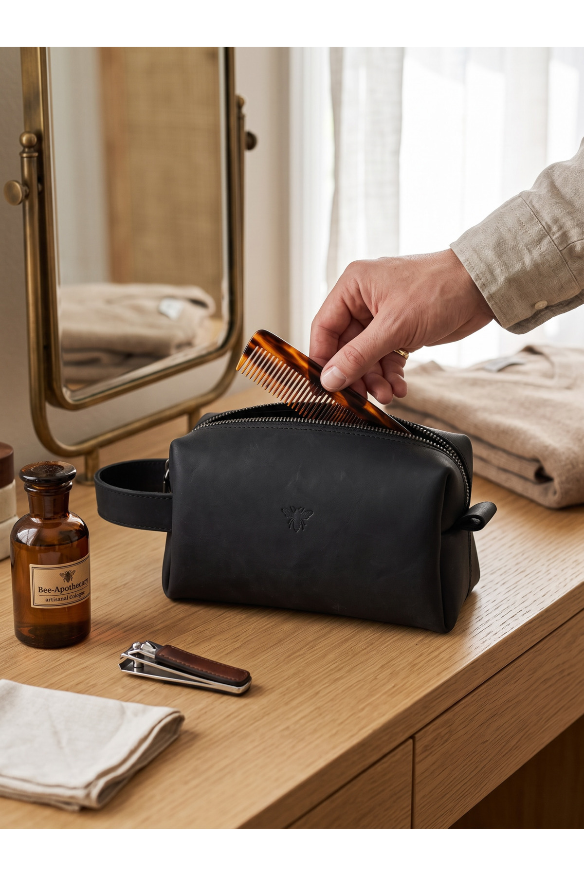 BeeBlack %100 Hakiki Deri Organizer NERO Model El Çantası-Siyah Crazy Günlük El Taşıma Çantası orta boy görsel 4